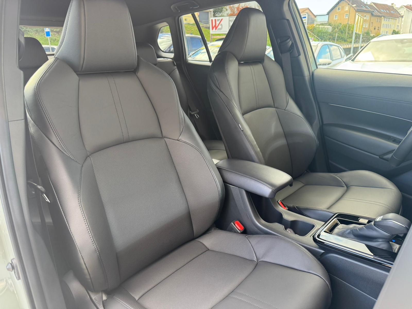 TOYOTA Corolla Cross 2.0 4WD Premium e-CVT NEW MODEL 2026-image-13
