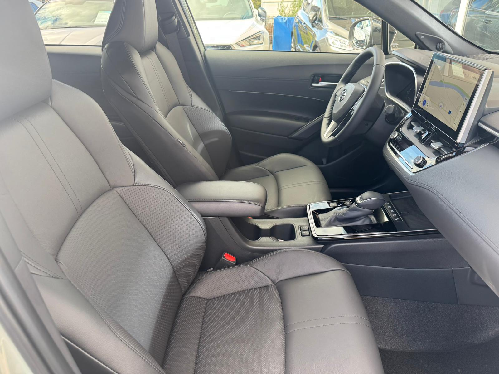TOYOTA Corolla Cross 2.0 4WD Premium e-CVT NEW MODEL 2026-image-12
