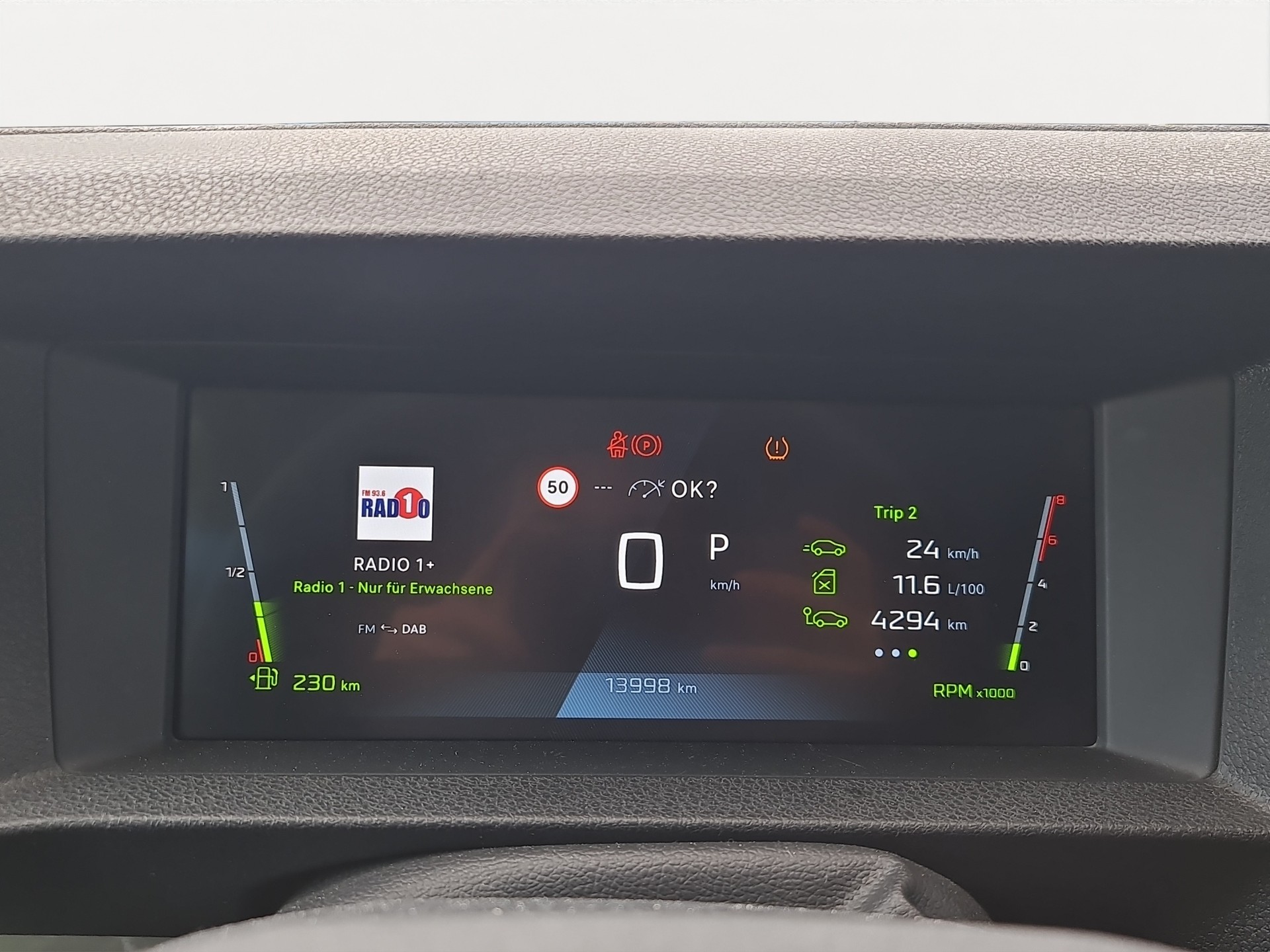 PEUGEOT Traveller 2.0 BlueHDi Business Long EAT8-image-10