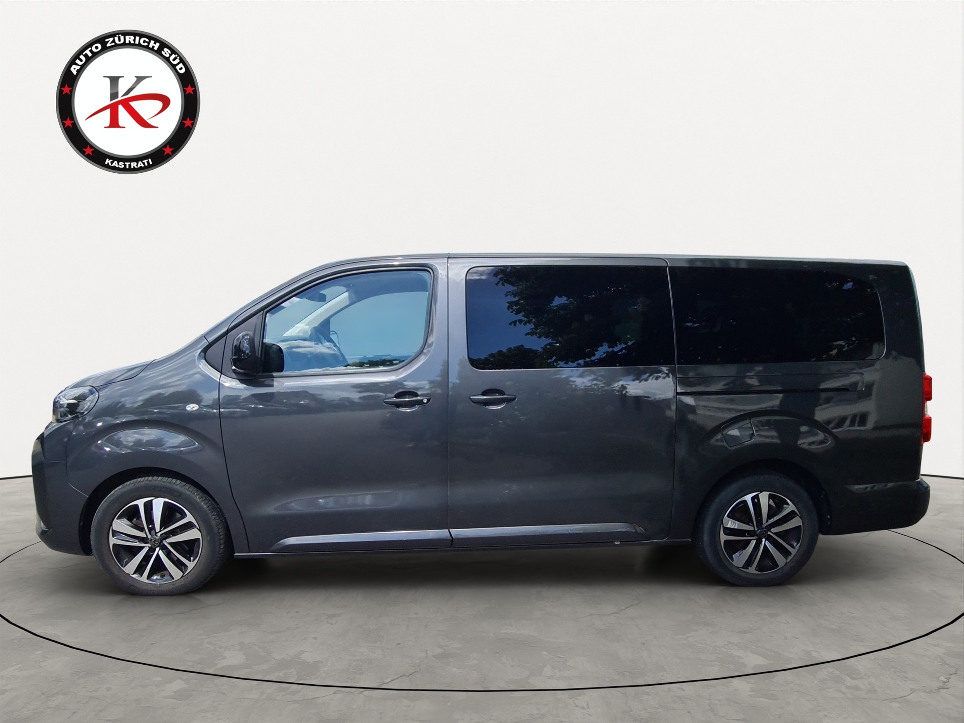 PEUGEOT Traveller 2.0 BlueHDi Business Long EAT8-showroom-element-2