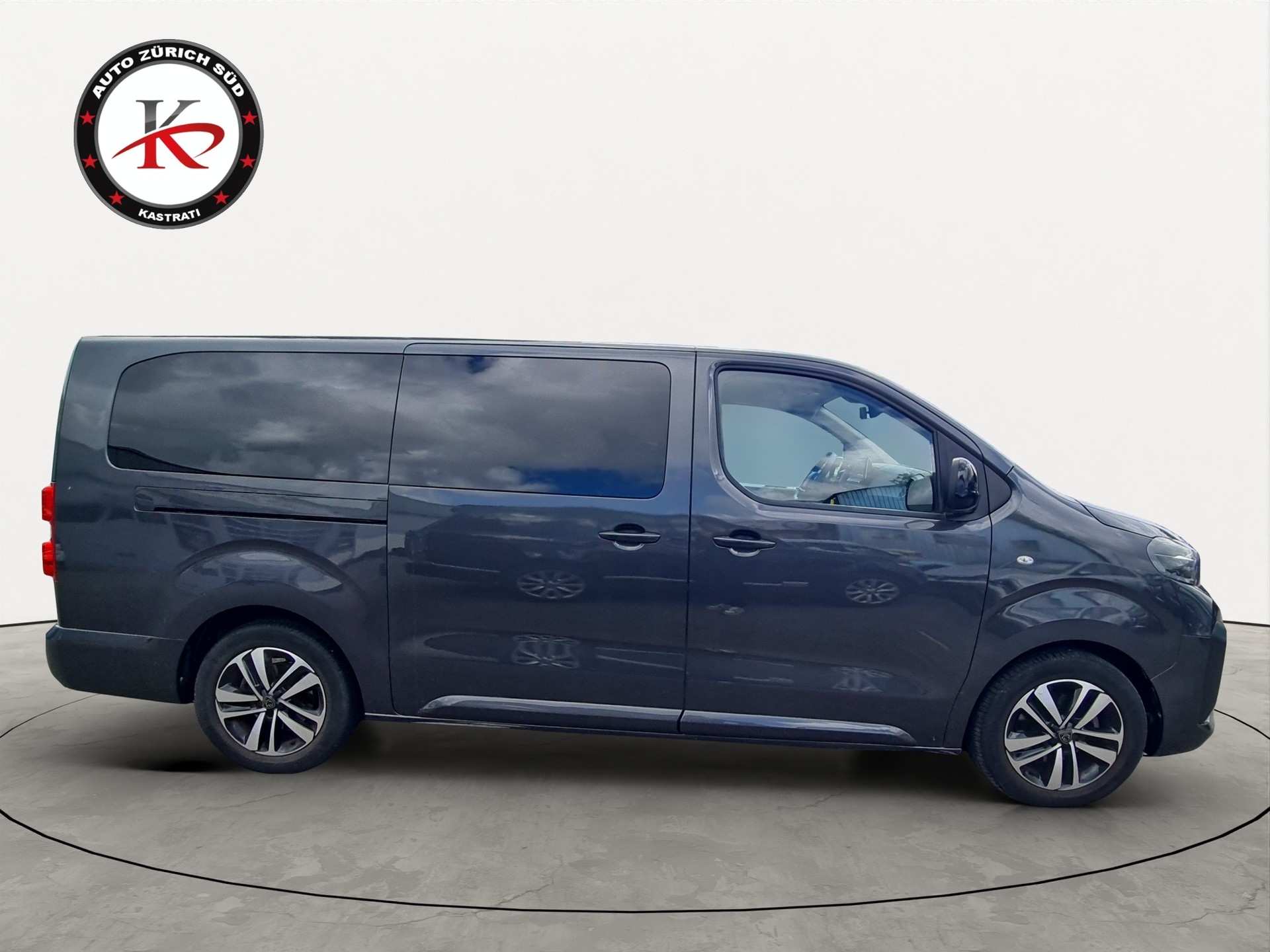 PEUGEOT Traveller 2.0 BlueHDi Business Long EAT8-image-6