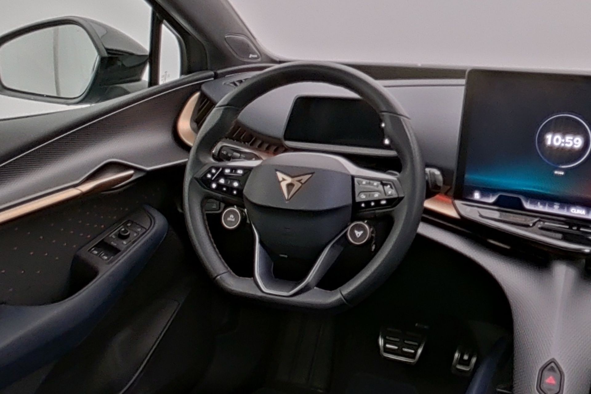 CUPRA Tavascan Type 9 77 kWh VZ Adrenaline-image-7