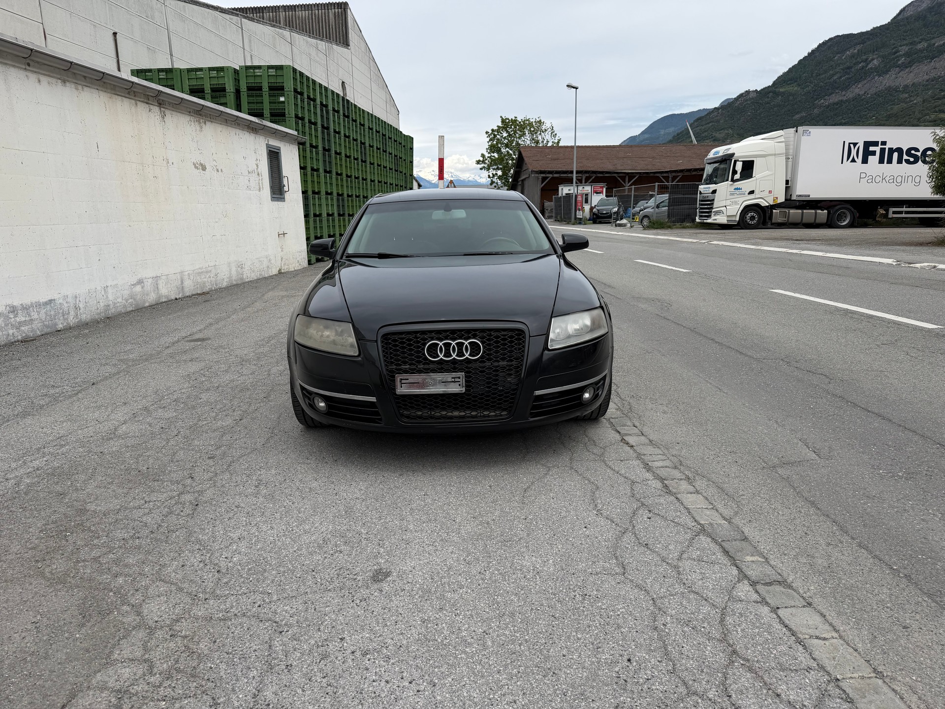 AUDI A6 Limousine 2.0 TDI-image-8