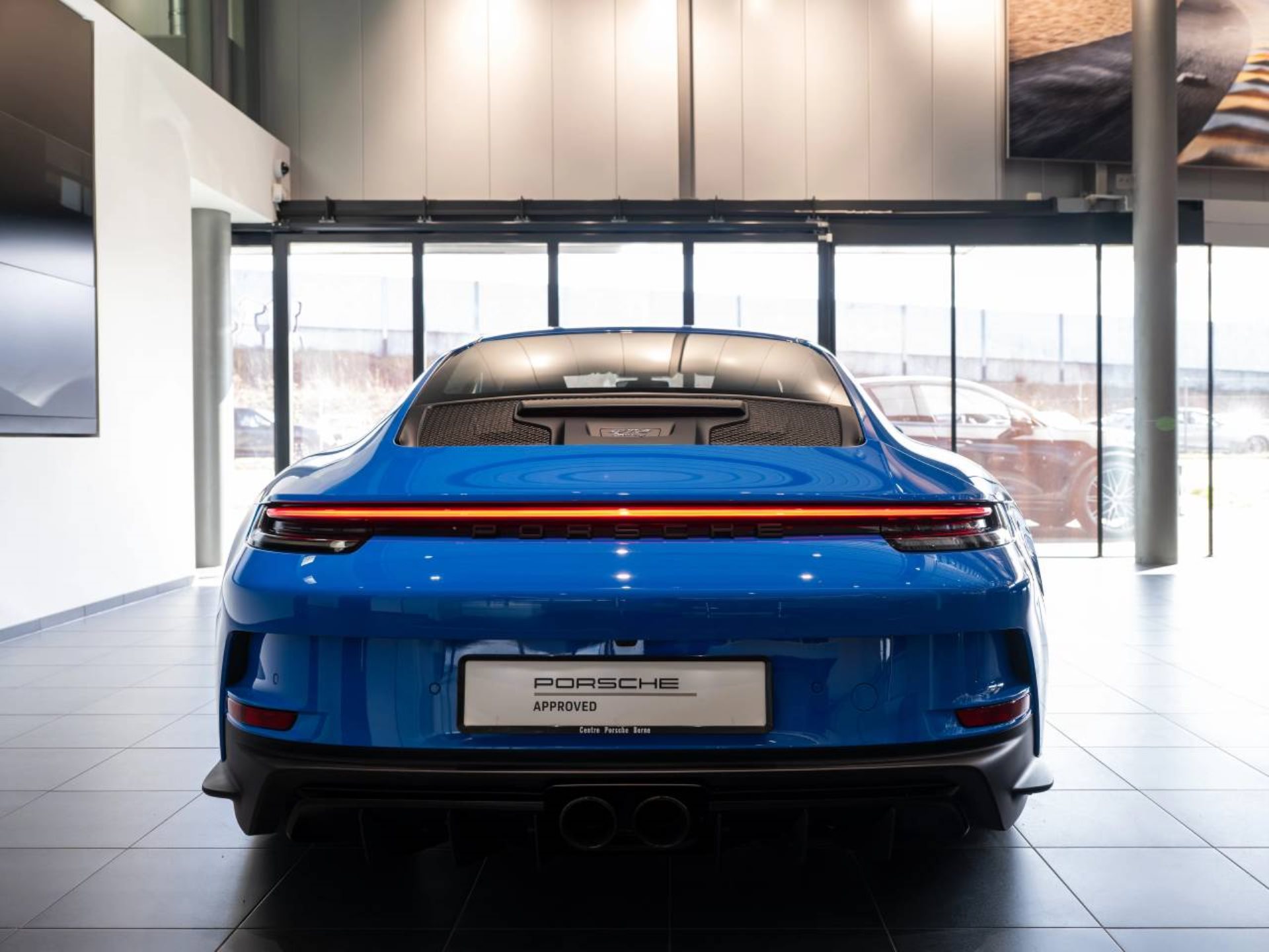 PORSCHE 911 GT3 mit Touring-Paket-image-5