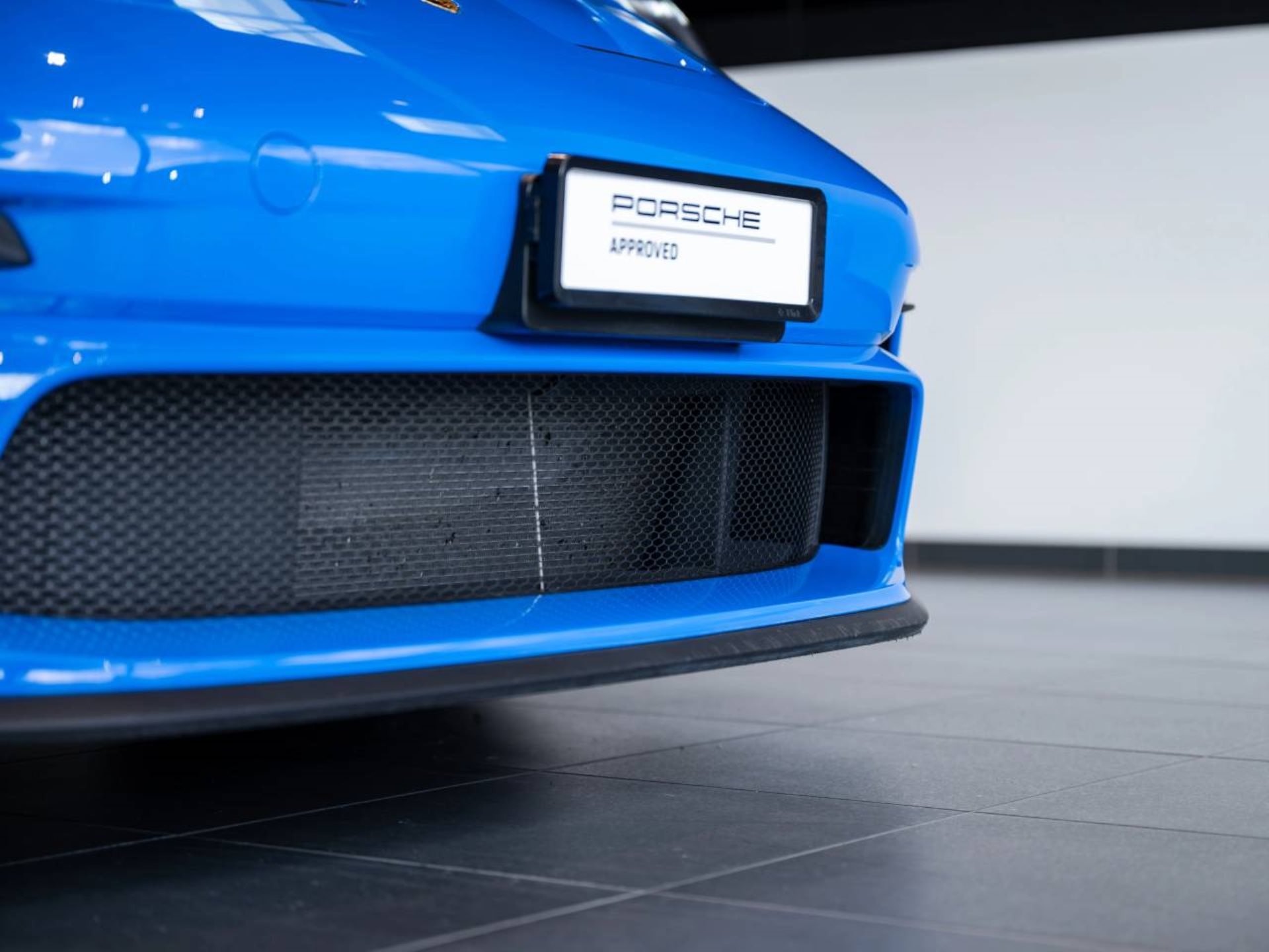 PORSCHE 911 GT3 mit Touring-Paket-image-23