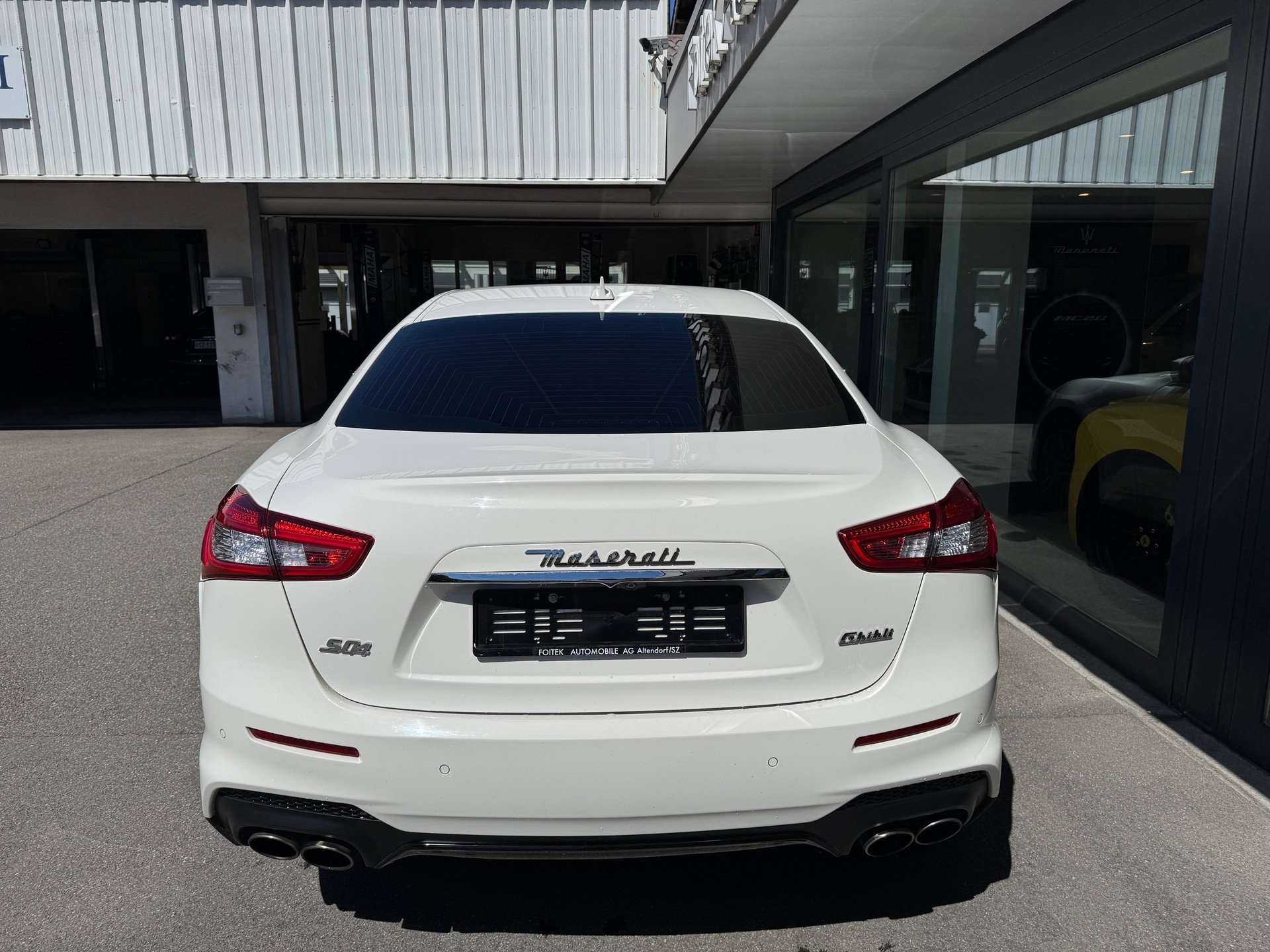 MASERATI Ghibli S Q4 3.0 GranSport-image-10
