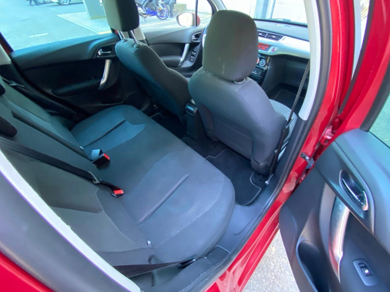 CITROEN C3 1.6i 16V Exclusive Automatic-image-11