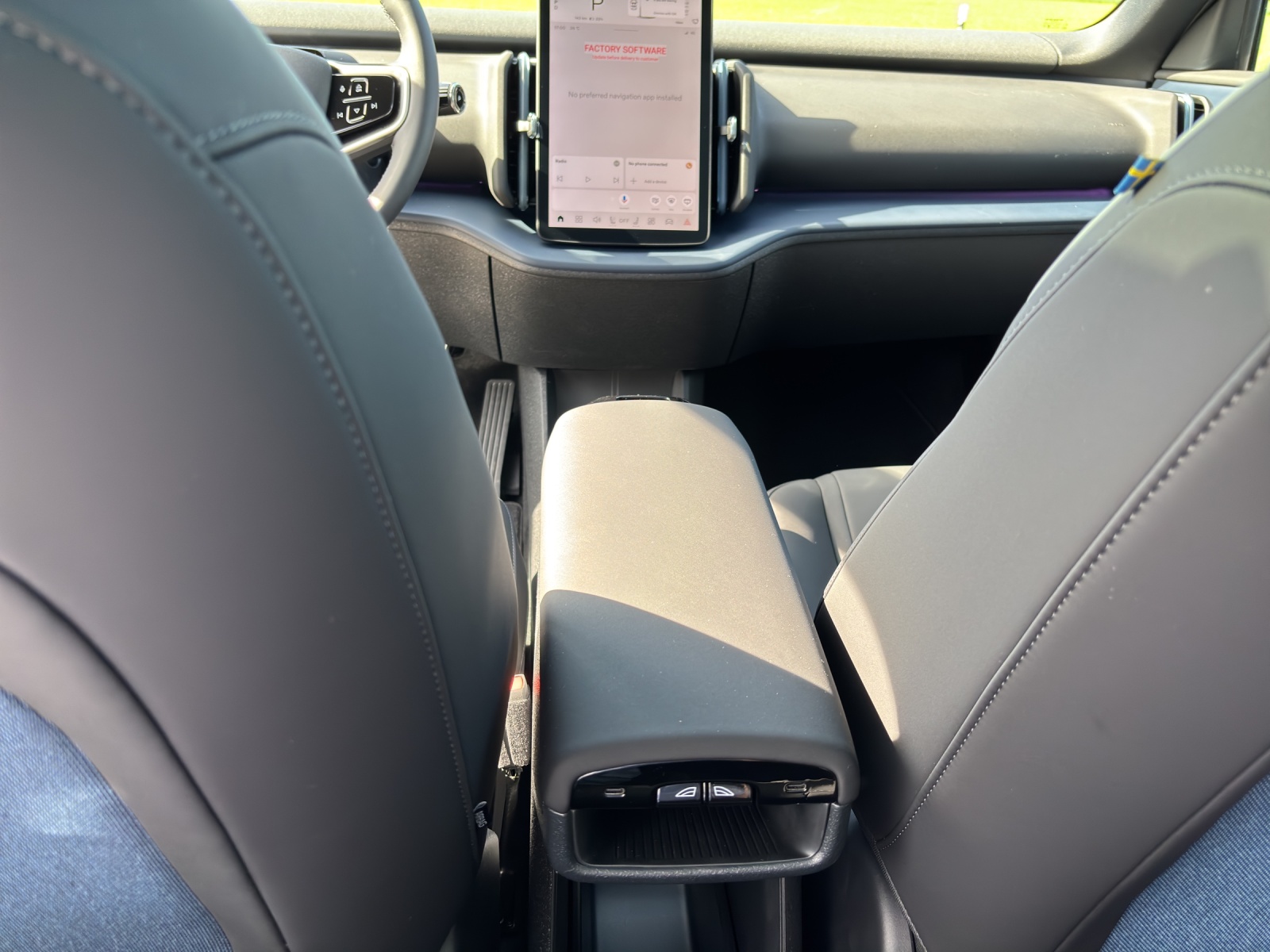 VOLVO EX30 CC E60 Twin Performance AWD-showroom-element-3