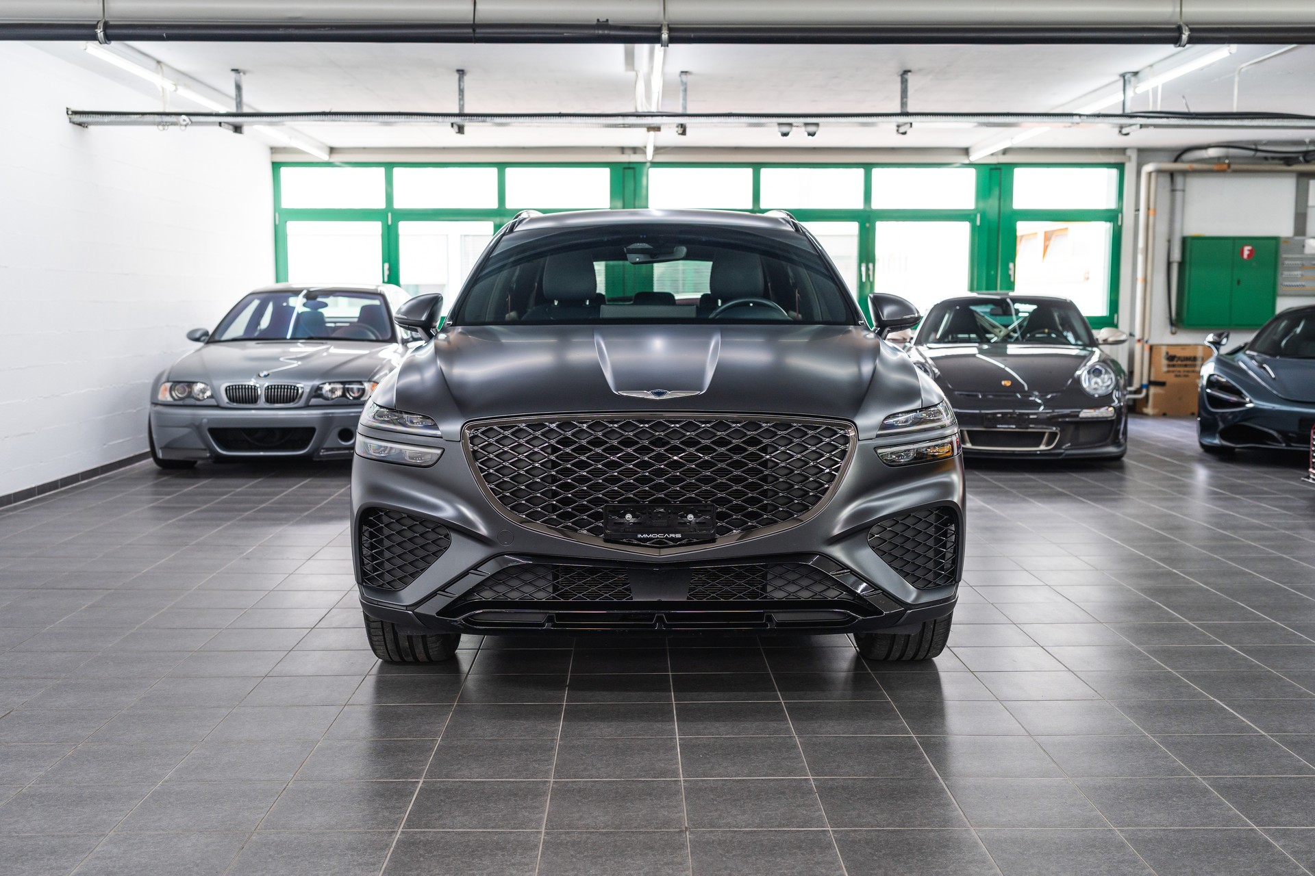 GENESIS GV70 2.5 TGDI Sport AT8 AWD-showroom-element-1