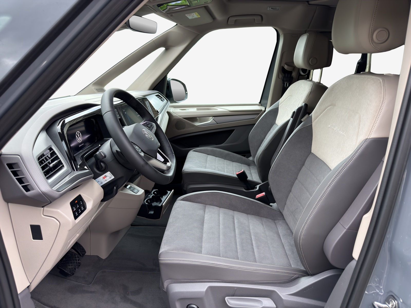 VW California 2.0 TDI Beach Tour Liberty-image-7