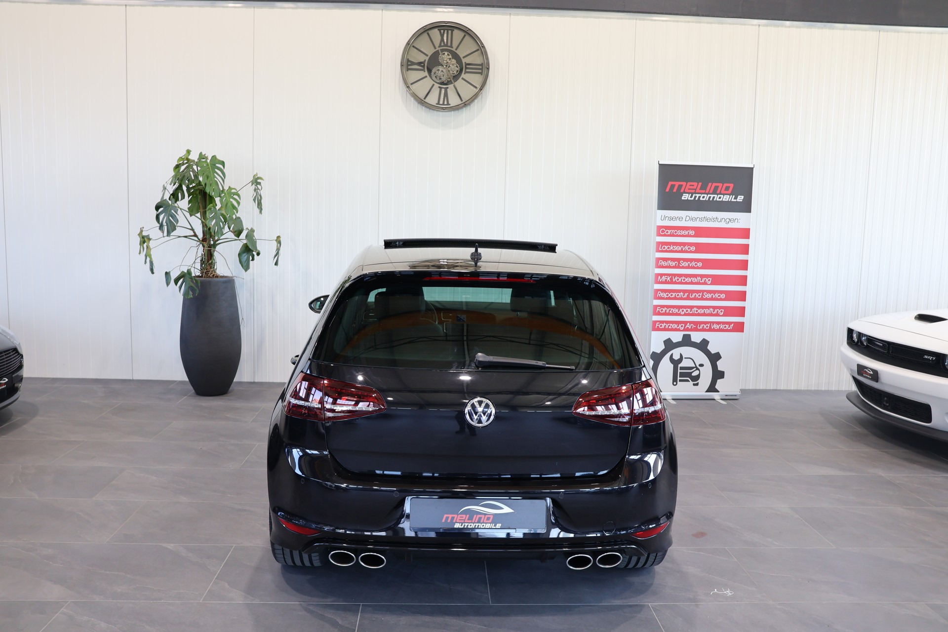 VW Golf 2.0 TSI R 4Motion DSG-image-8