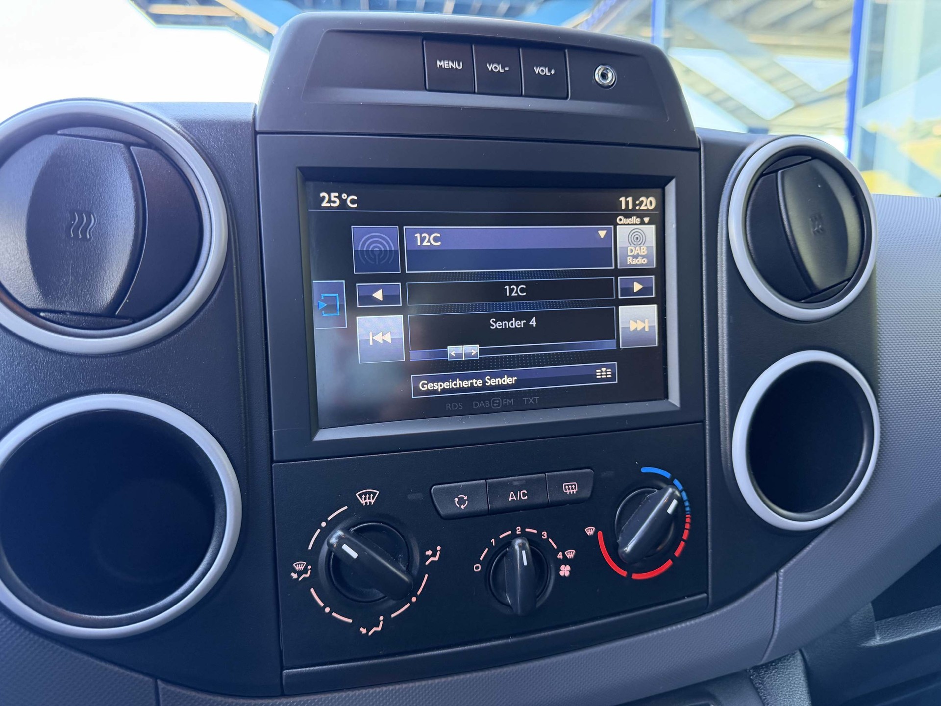 PEUGEOT Partner Kaw. L1 1.6 BlueHDI 100 Active-image-13