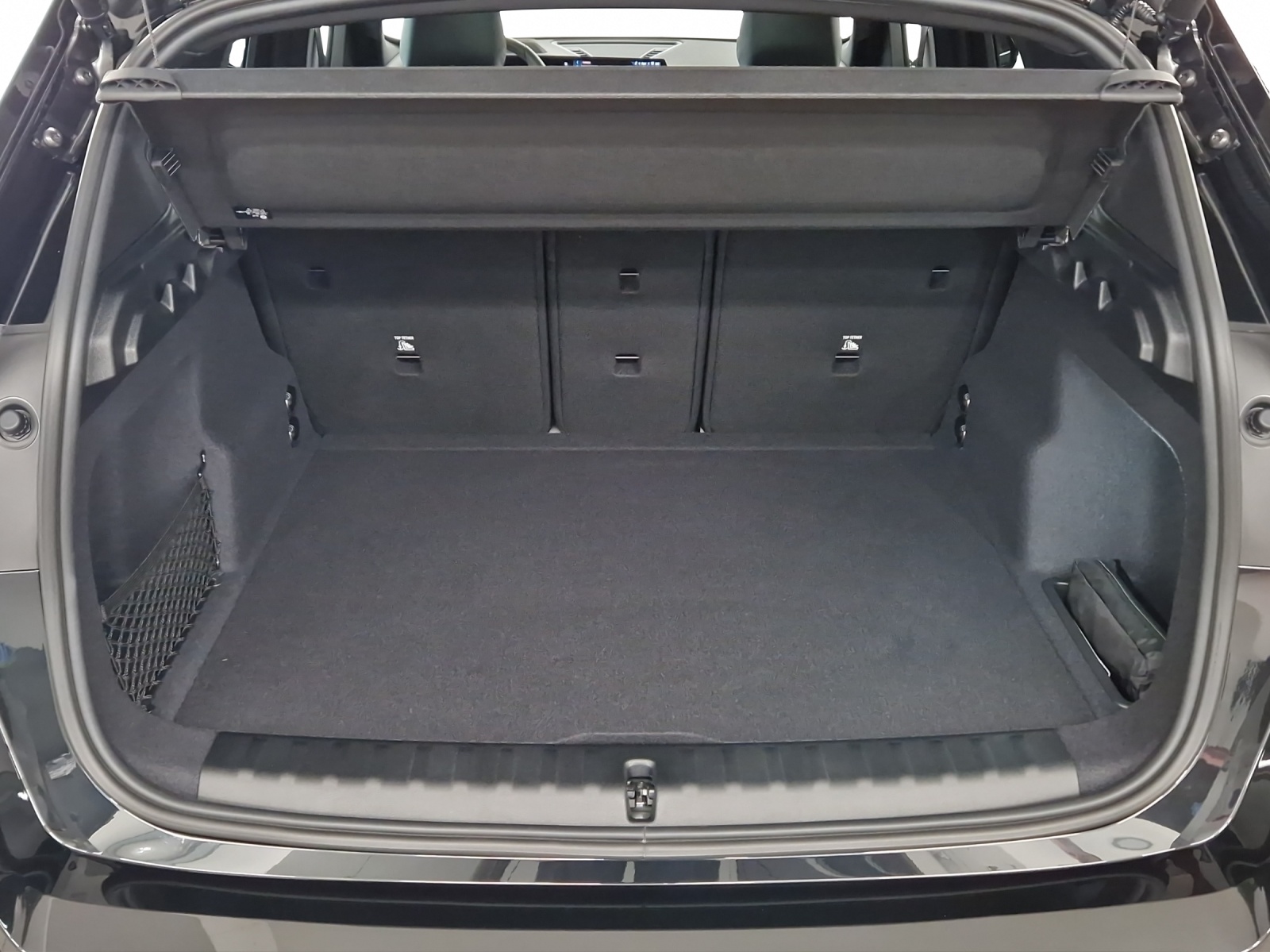 BMW X1 xDrive 23i 48V M Sport-image-17