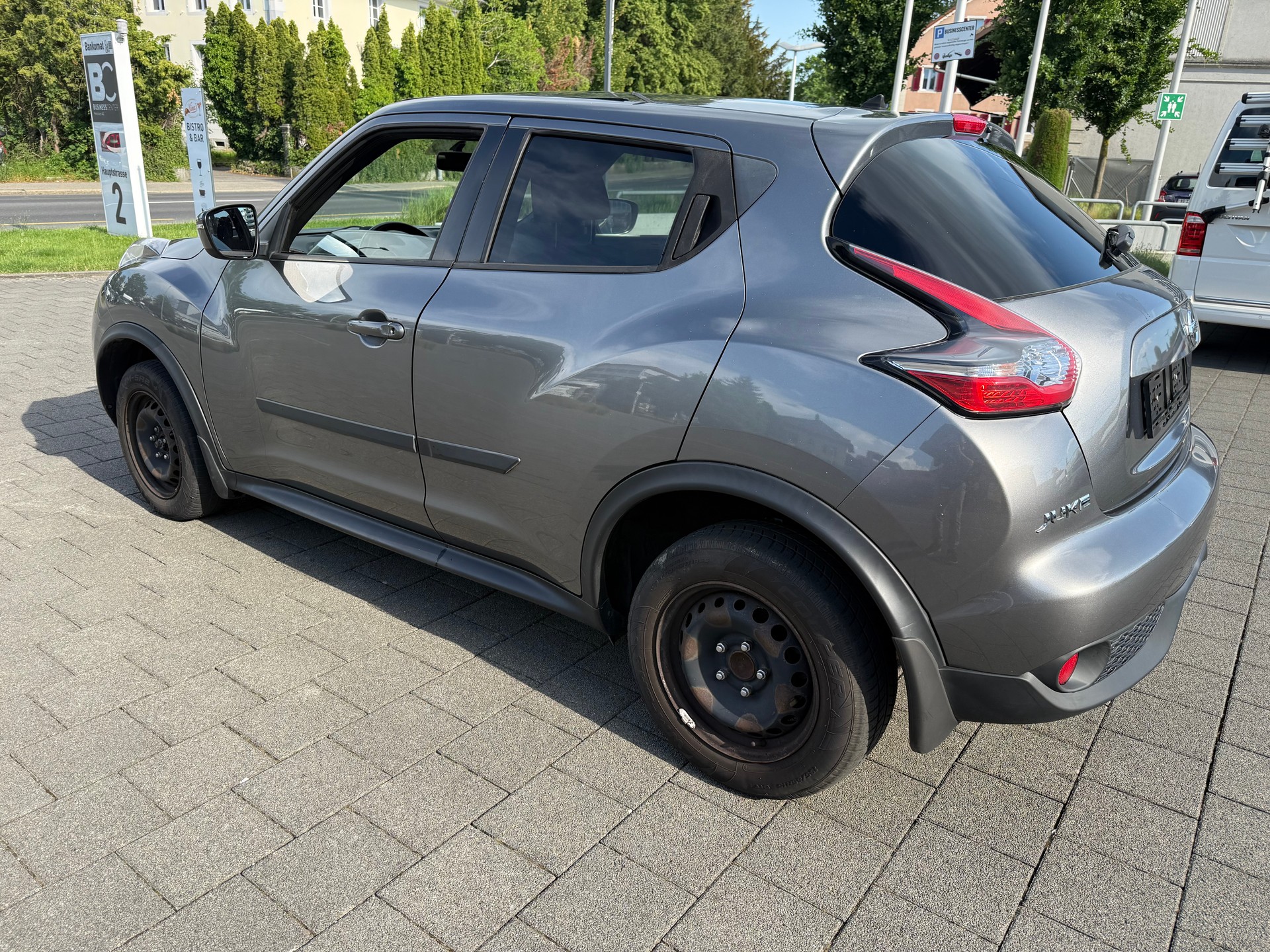 NISSAN Juke 1.2 DIG-T tekna-image-3