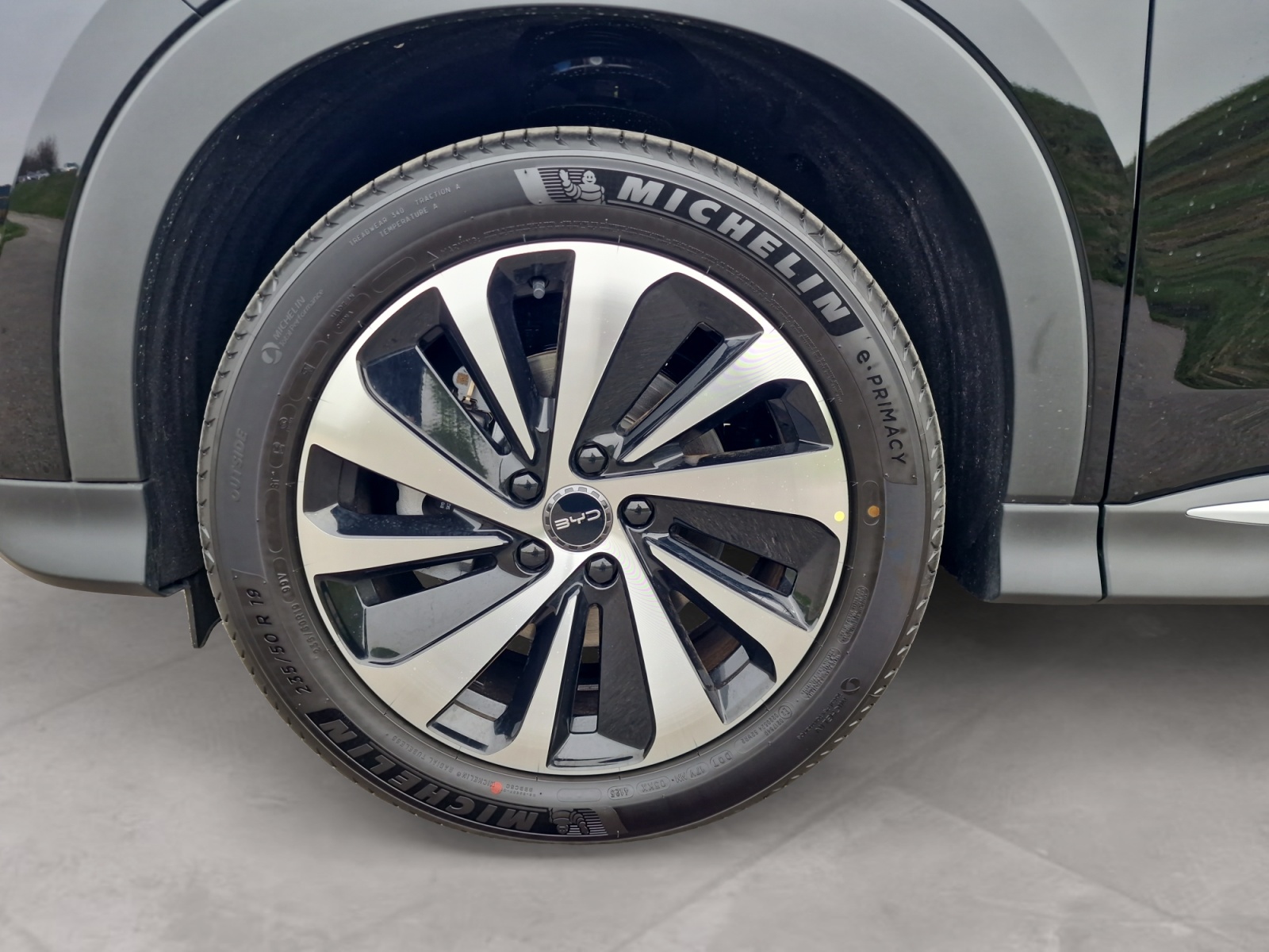 BYD Seal U DM-i Design AWD Panorama 324 PS-image-8