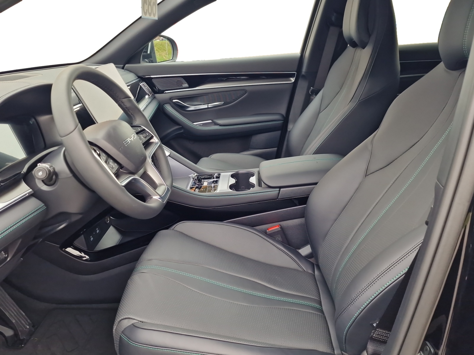 BYD Seal U DM-i Design AWD Panorama 324 PS-image-9