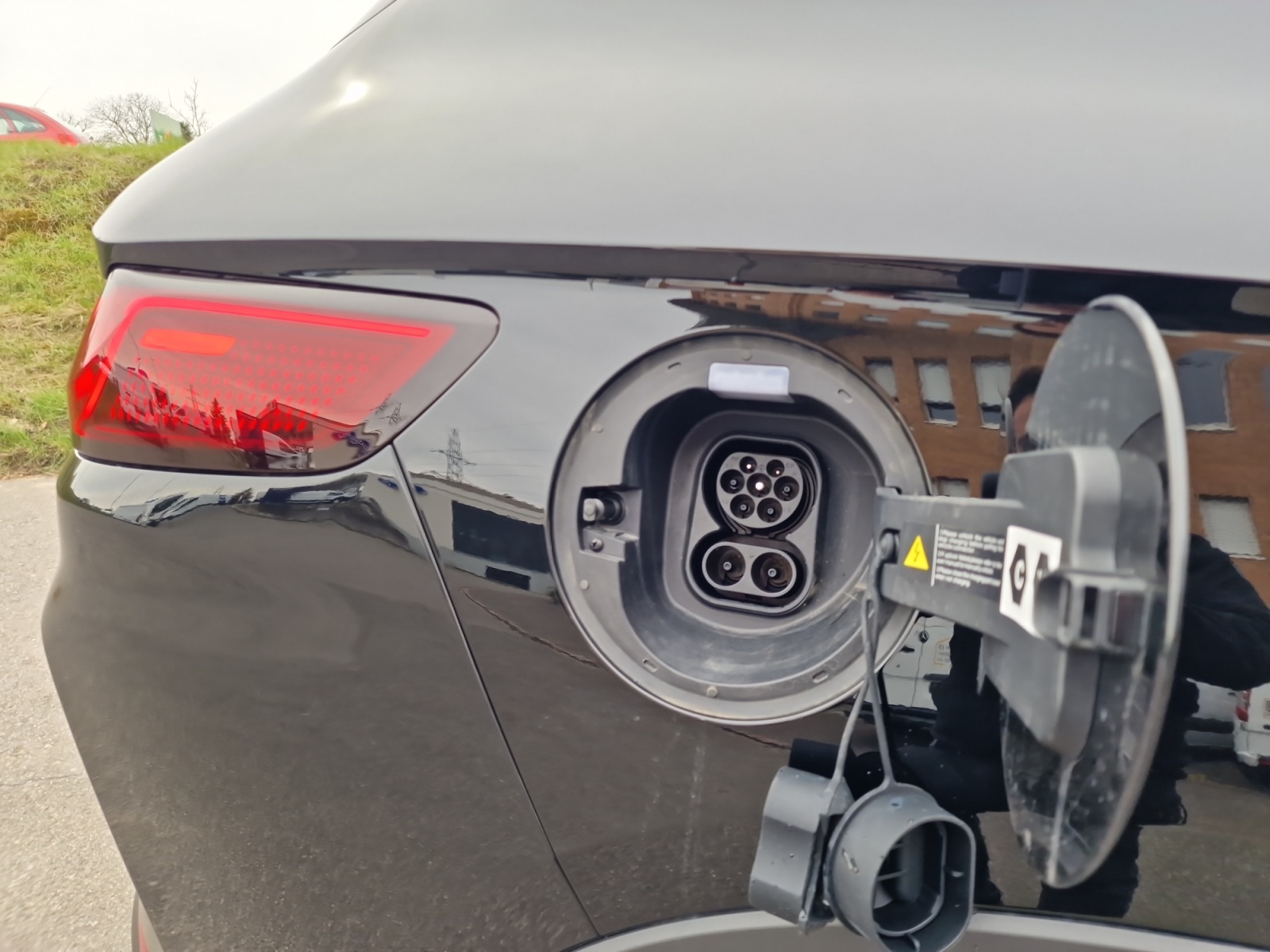 BYD Seal U DM-i Design AWD Panorama 324 PS-image-15