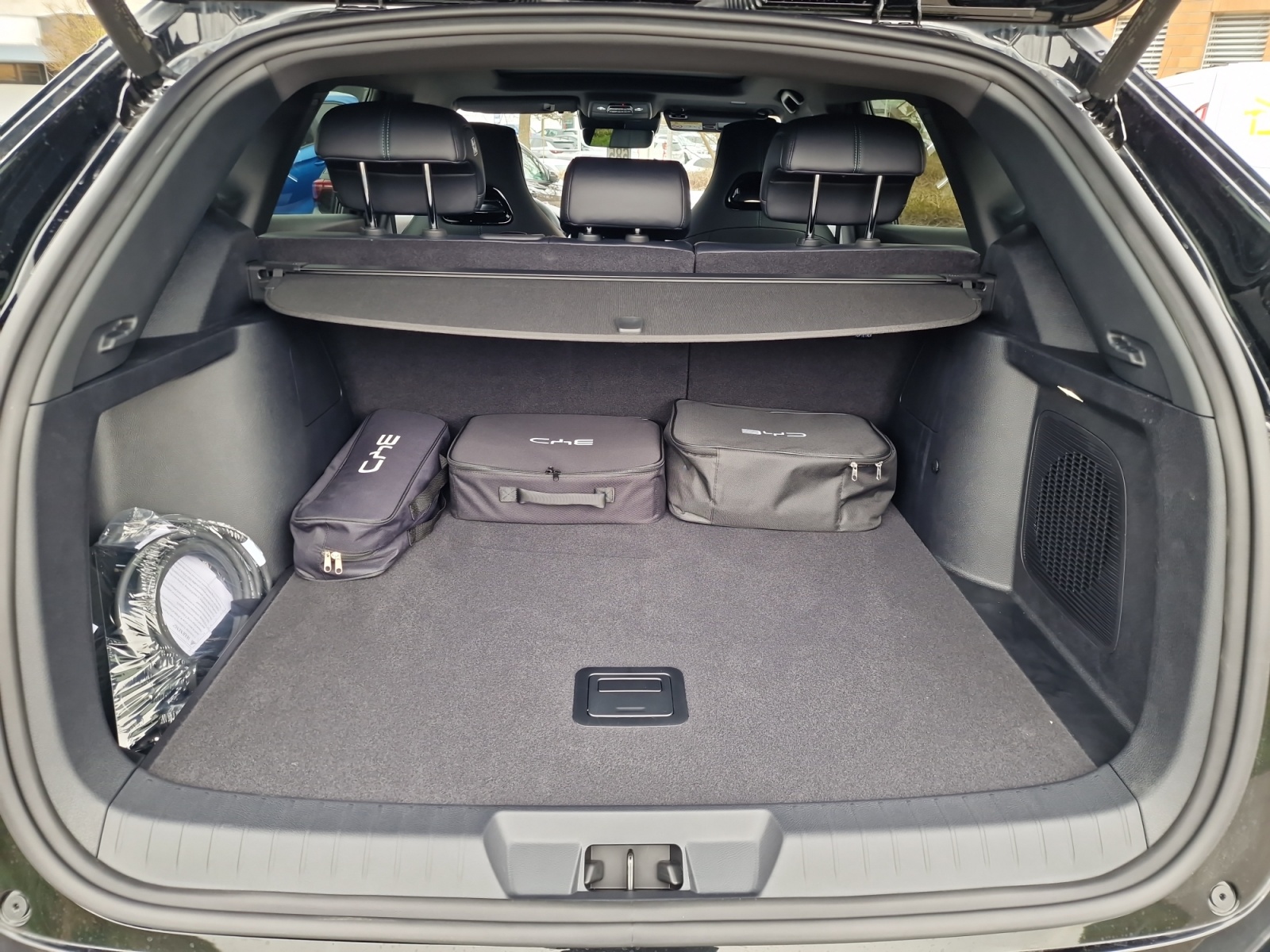 BYD Seal U DM-i Design AWD Panorama 324 PS-image-14