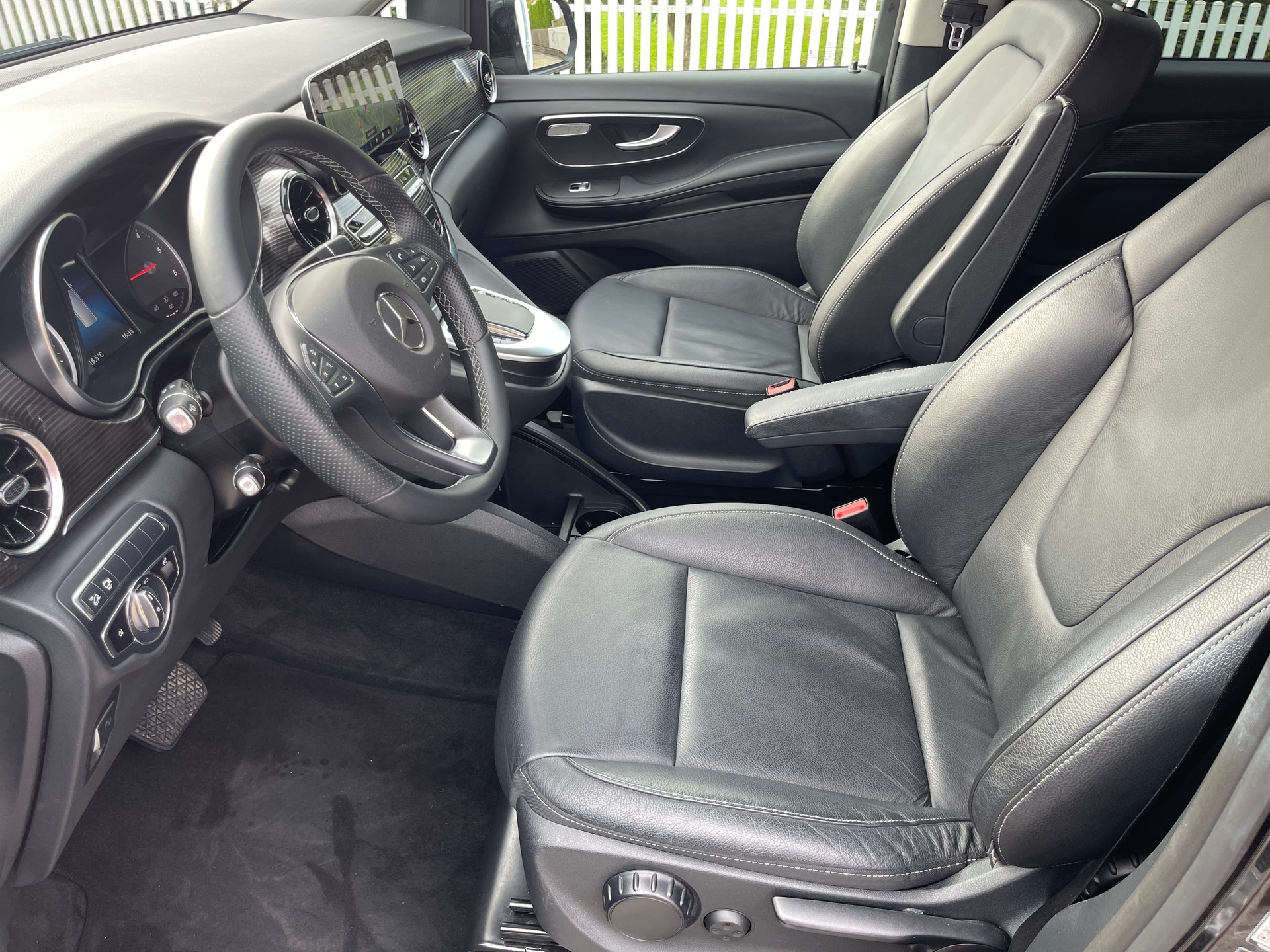 MERCEDES-BENZ V 250 d lang Avantgarde 4Matic G-Tronic-image-9