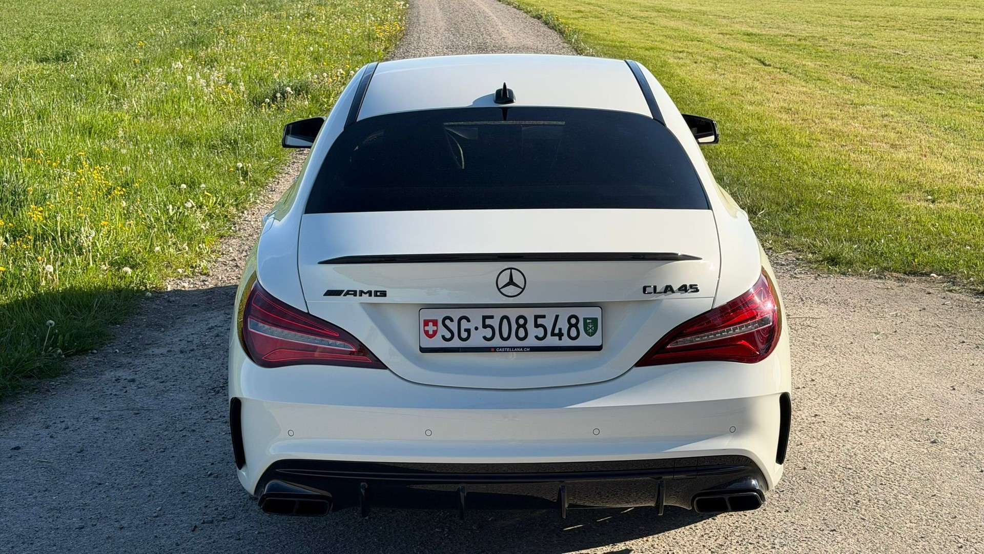 MERCEDES-BENZ CLA 45 AMG 4Matic Speedshift-image-3