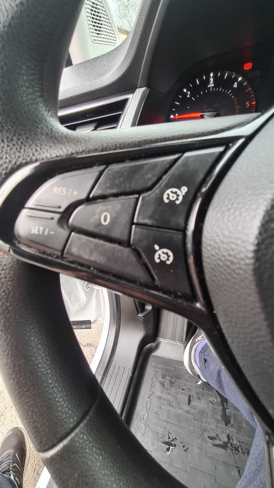 RENAULT Kangoo Van 1.5 dCi Standard 95 Extra ** GR-Navi ** RF-Kamera ** Anh-Kupplung ** Totwinkel-Assistent ** Modell 2023 **-image-10