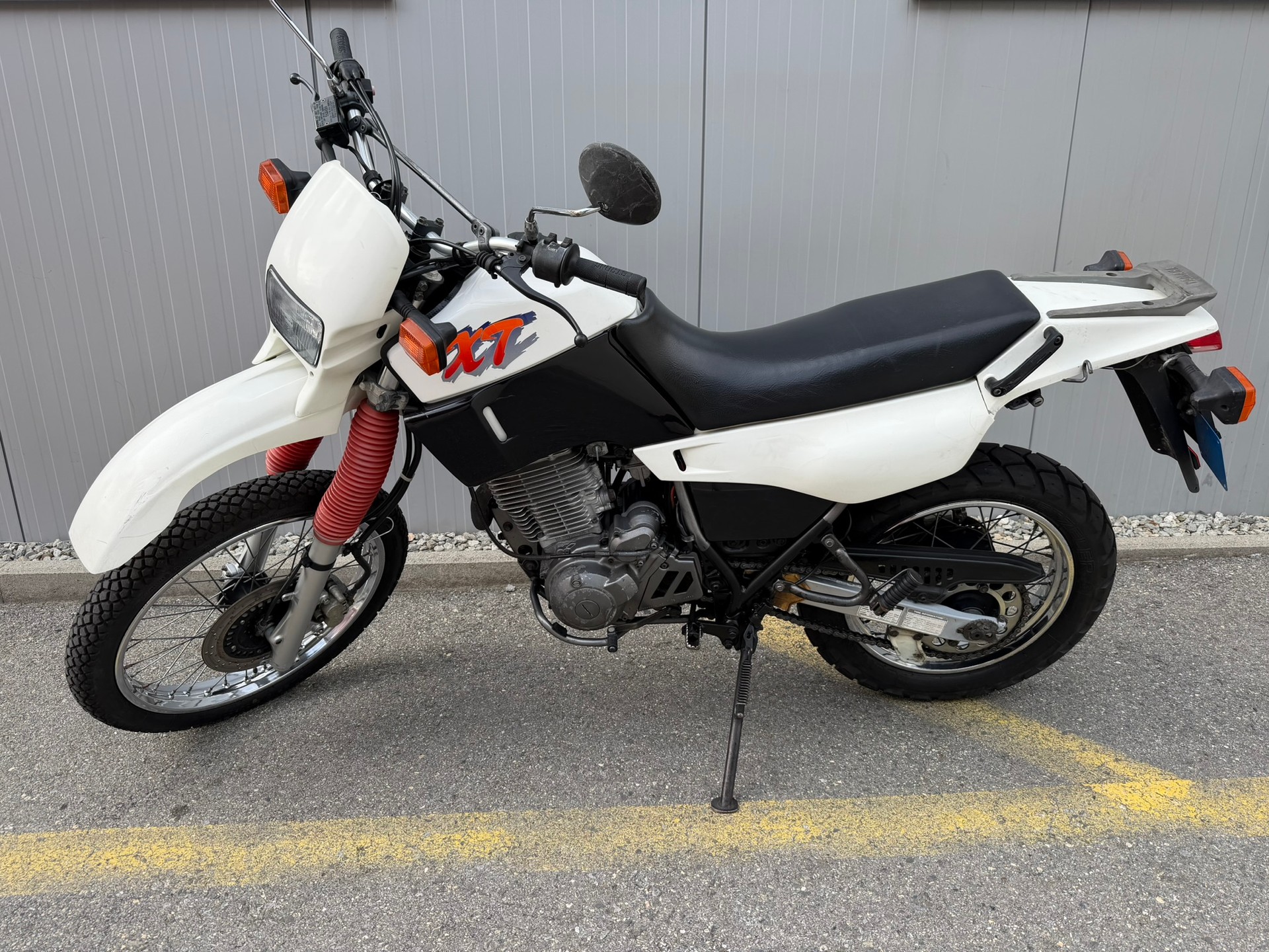 YAMAHA XT 600 E-image-1