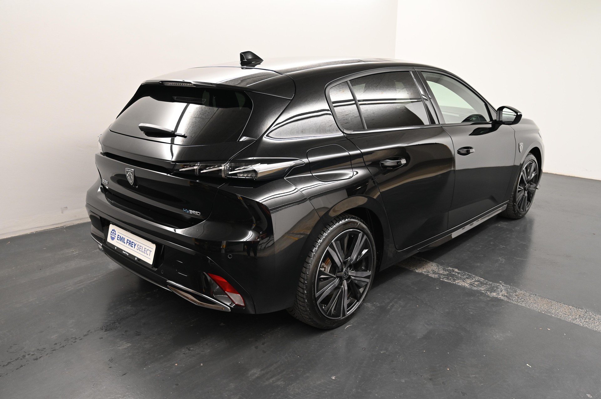 PEUGEOT 308 1.6 PHEV 180 GT-image-17