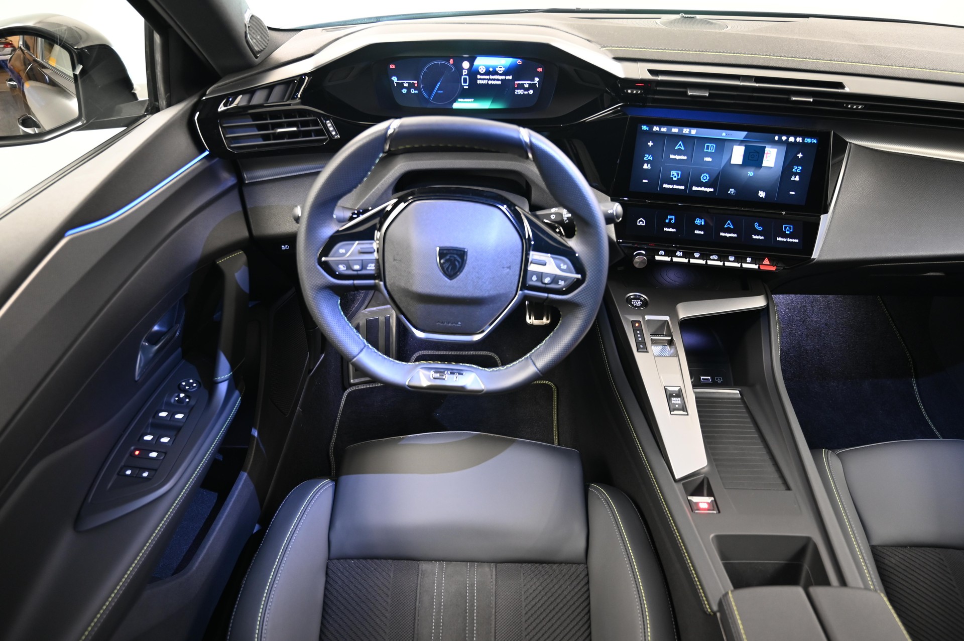 PEUGEOT 308 1.6 PHEV 180 GT-image-6