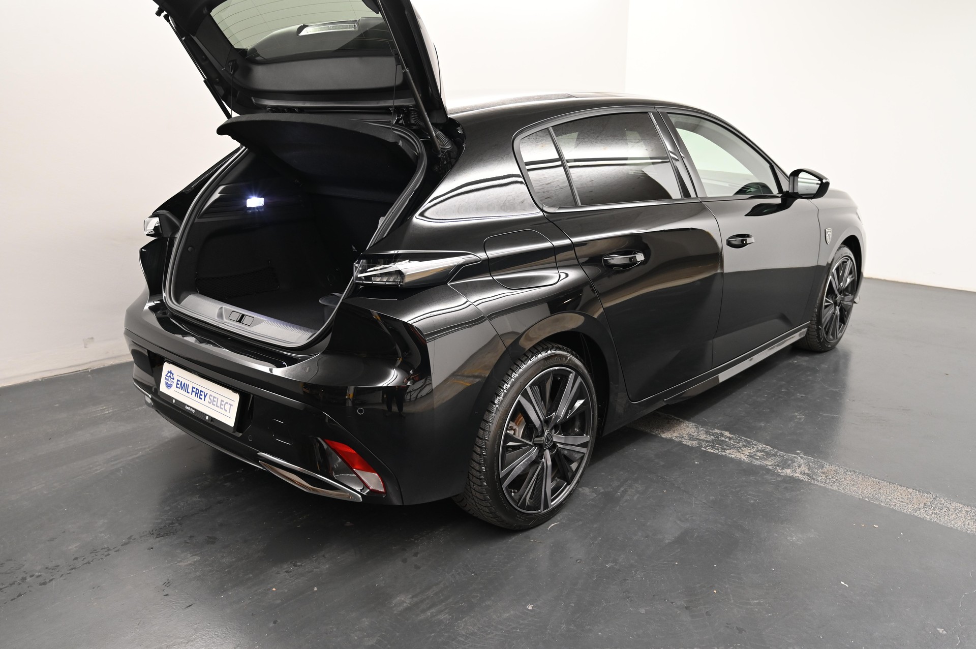 PEUGEOT 308 1.6 PHEV 180 GT-image-16