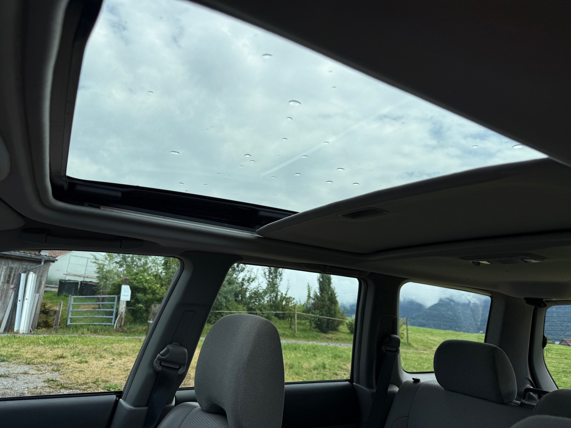 SUBARU Forester 2.0X Comfort Automatic-image-4