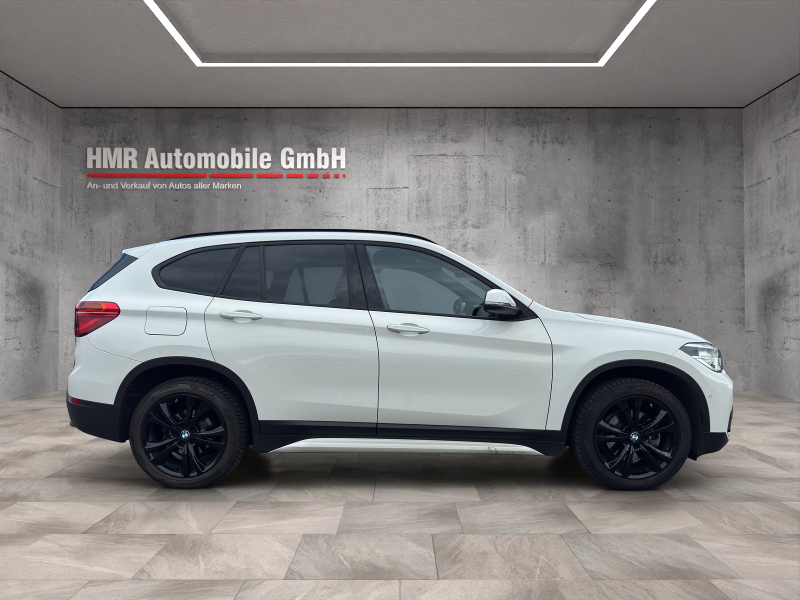 BMW X1 xDrive 18d Sport Line Steptronic-image-6