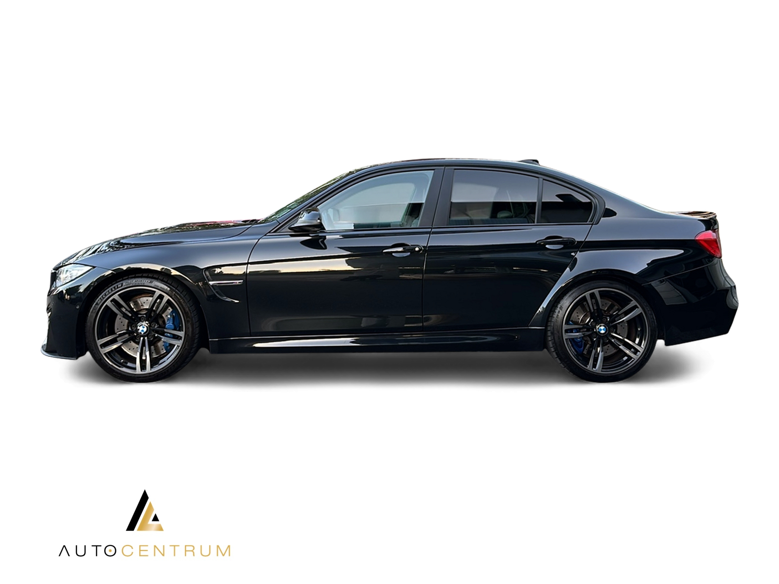BMW M3 Drivelogic-showroom-element-2