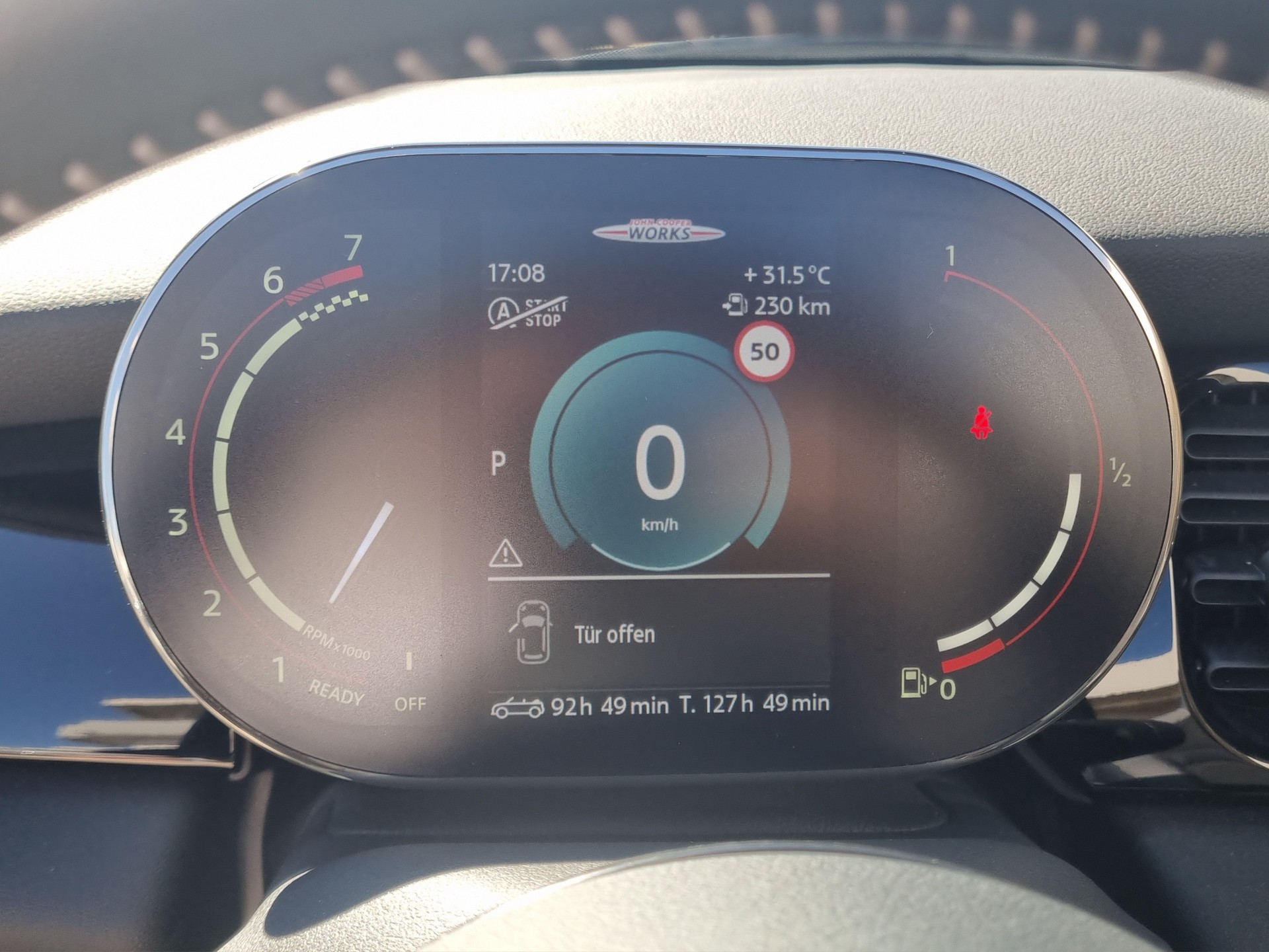 MINI Cooper John Cooper Works Cabriolet Steptronic-image-14