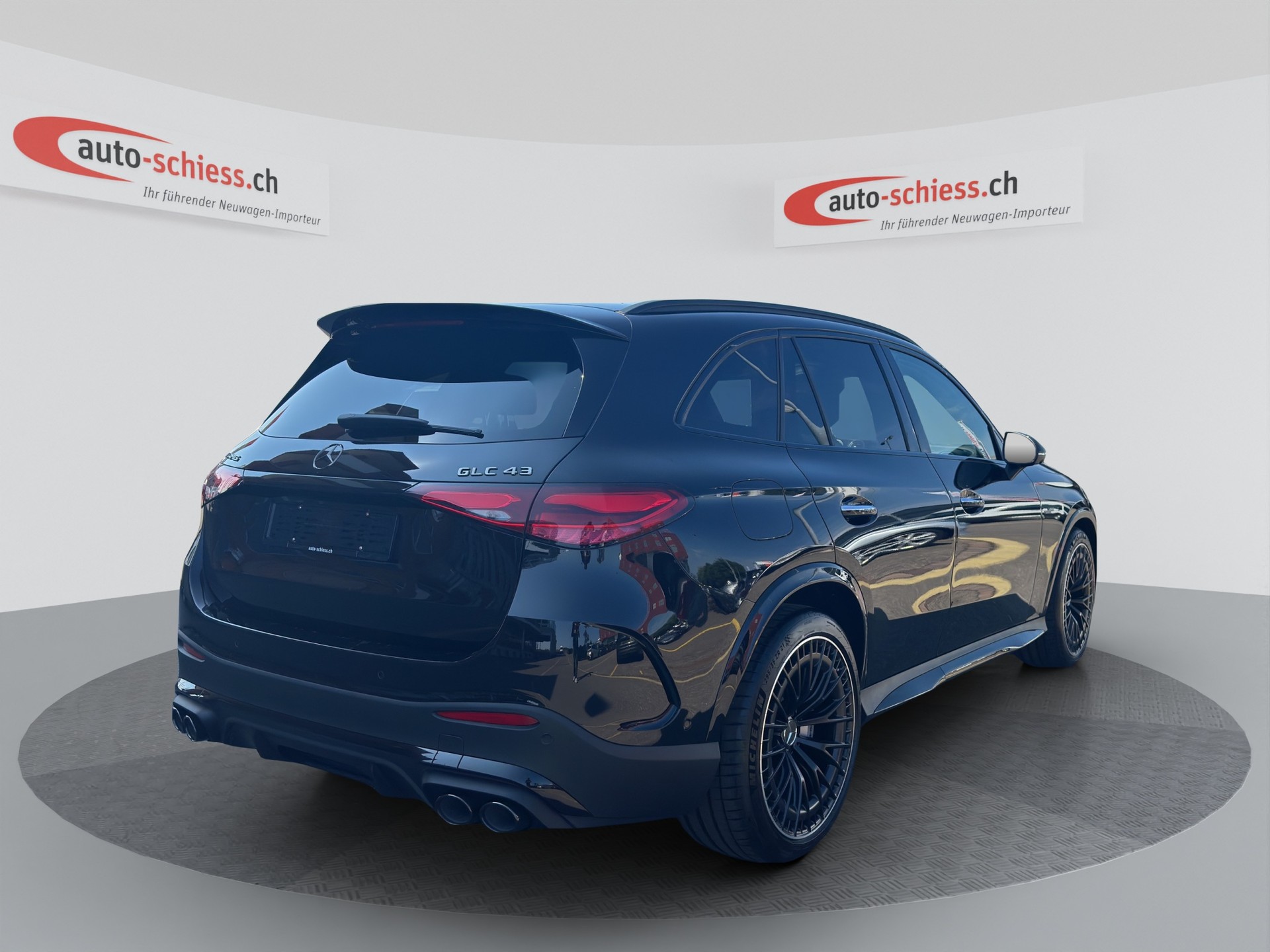 MERCEDES-BENZ GLC 43 AMG 4Matic 9G-Tronic Executive Night Edition-image-5