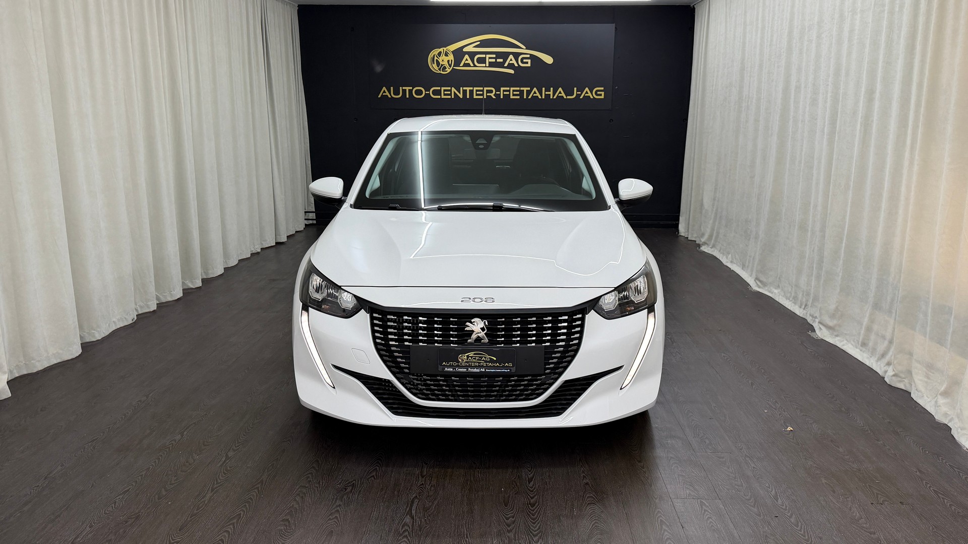 PEUGEOT 208 1.5 BlueHDi Active Pack-showroom-element-1