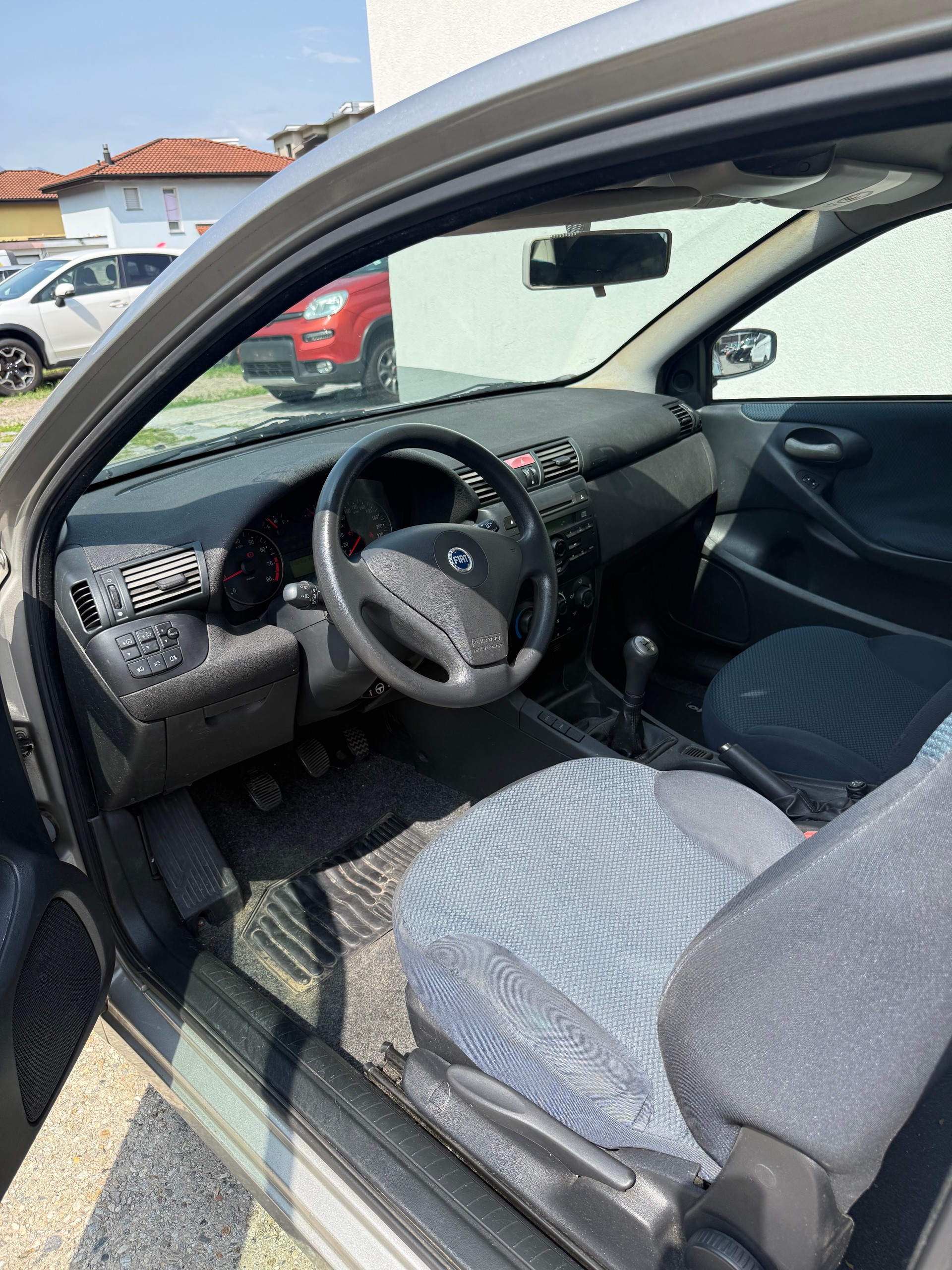 FIAT Stilo 1.8 16V Swiss-image-10