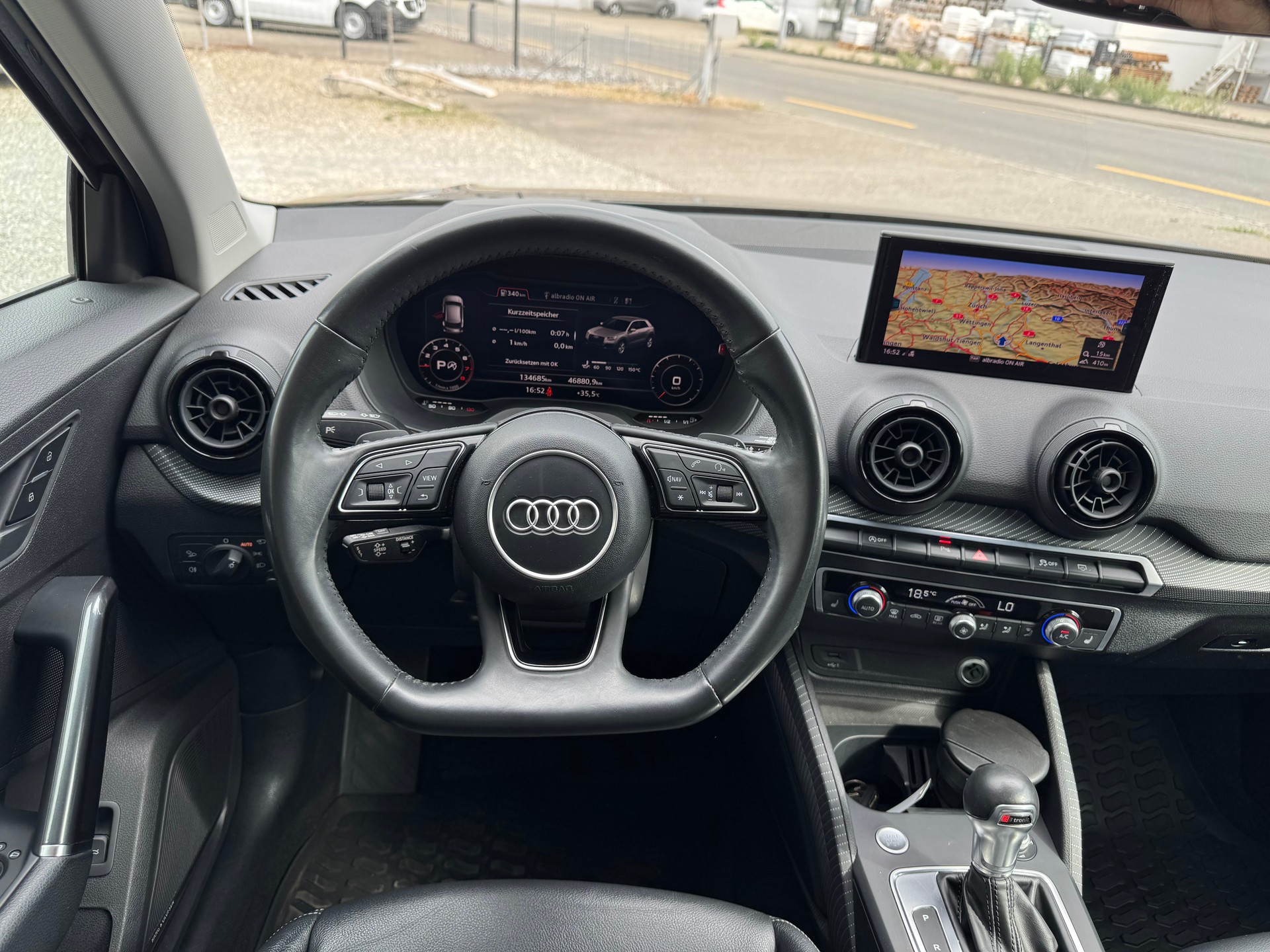 AUDI Q2 1.4 TFSI sport S-tronic-image-11