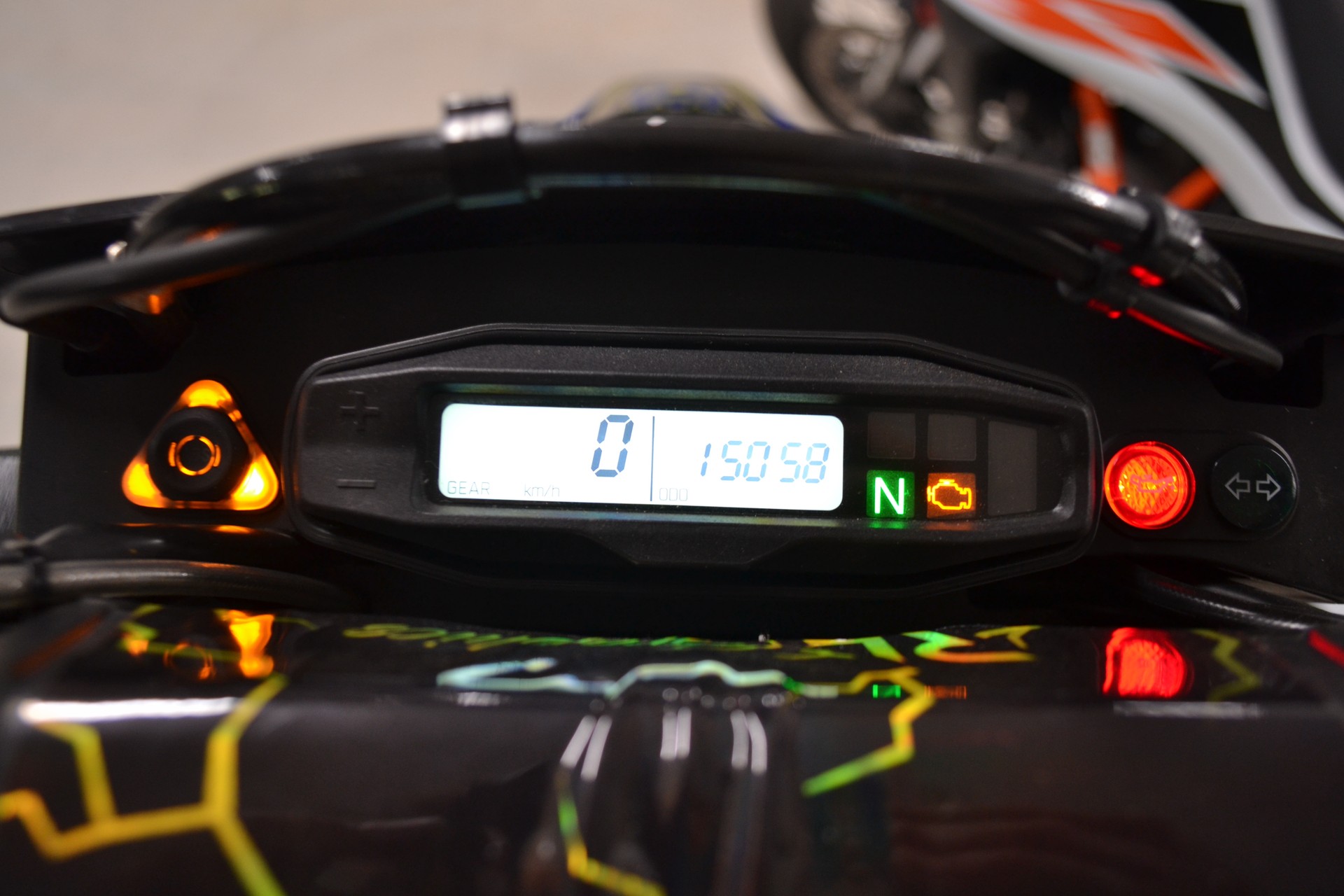 HUSQVARNA 701 Supermoto (35kW)-image-4
