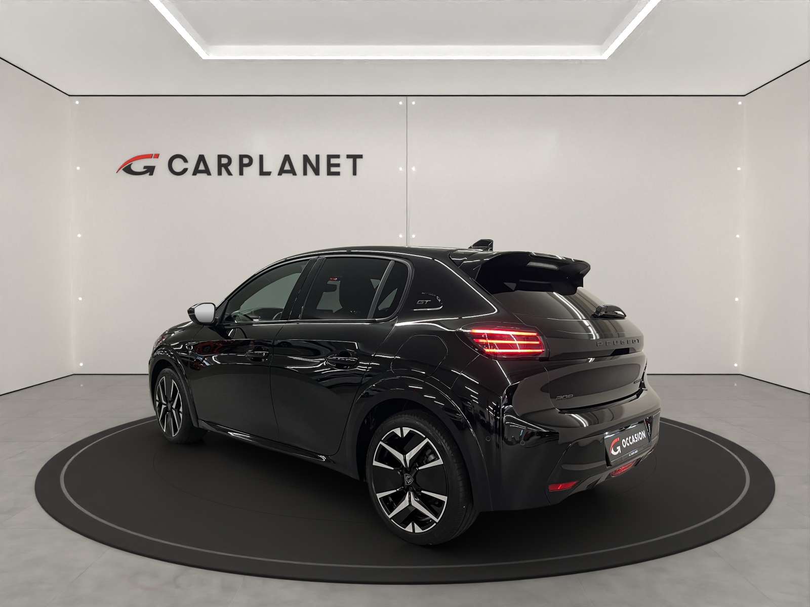 PEUGEOT 208 1.2 Hybrid GT-showroom-element-2