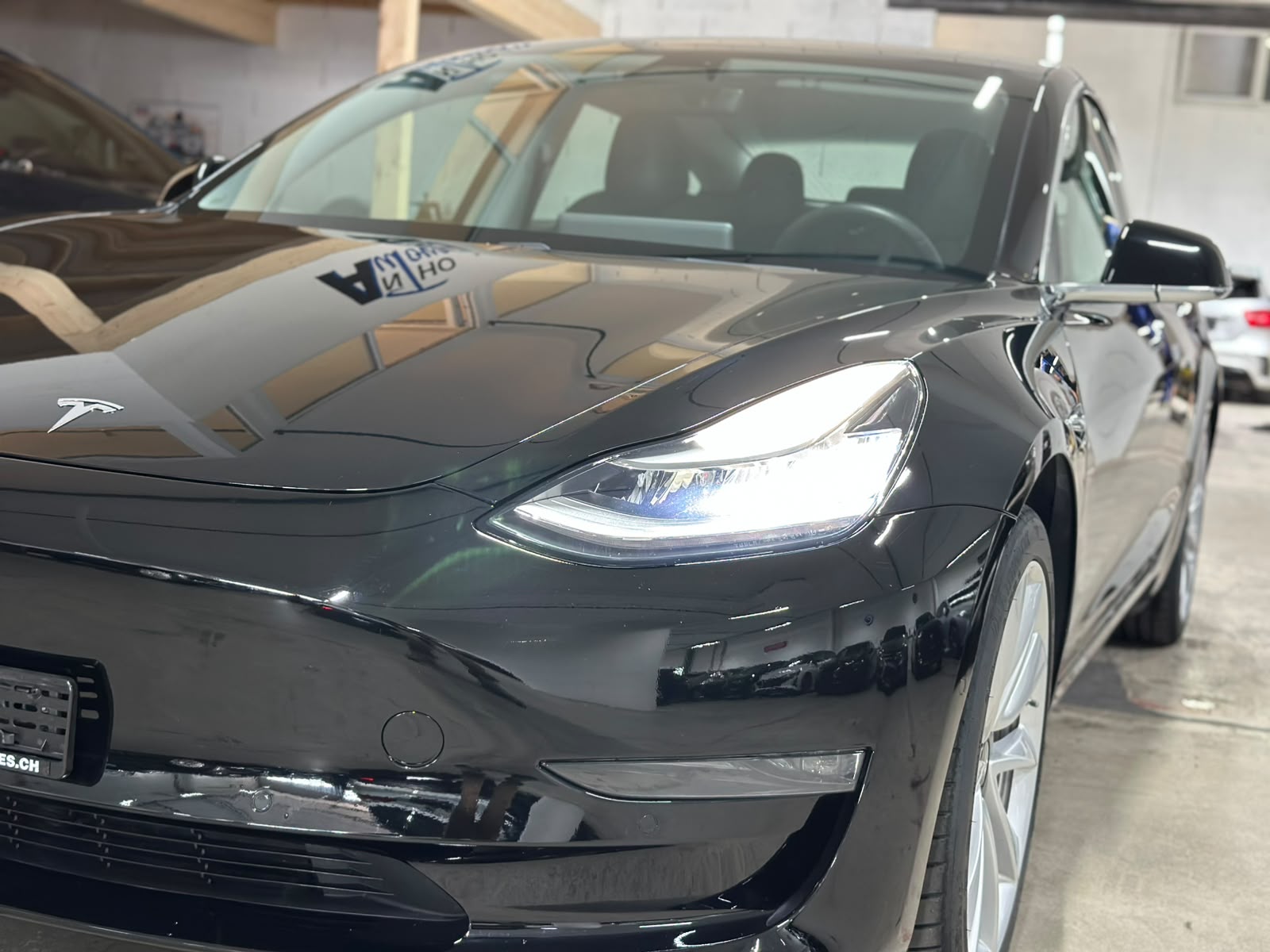 TESLA Model 3 Long Range Dual Motor AWD-image-7