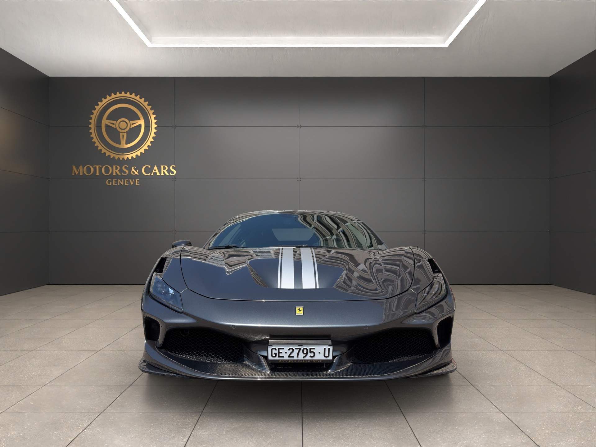 FERRARI F8 Tributo-showroom-element-2