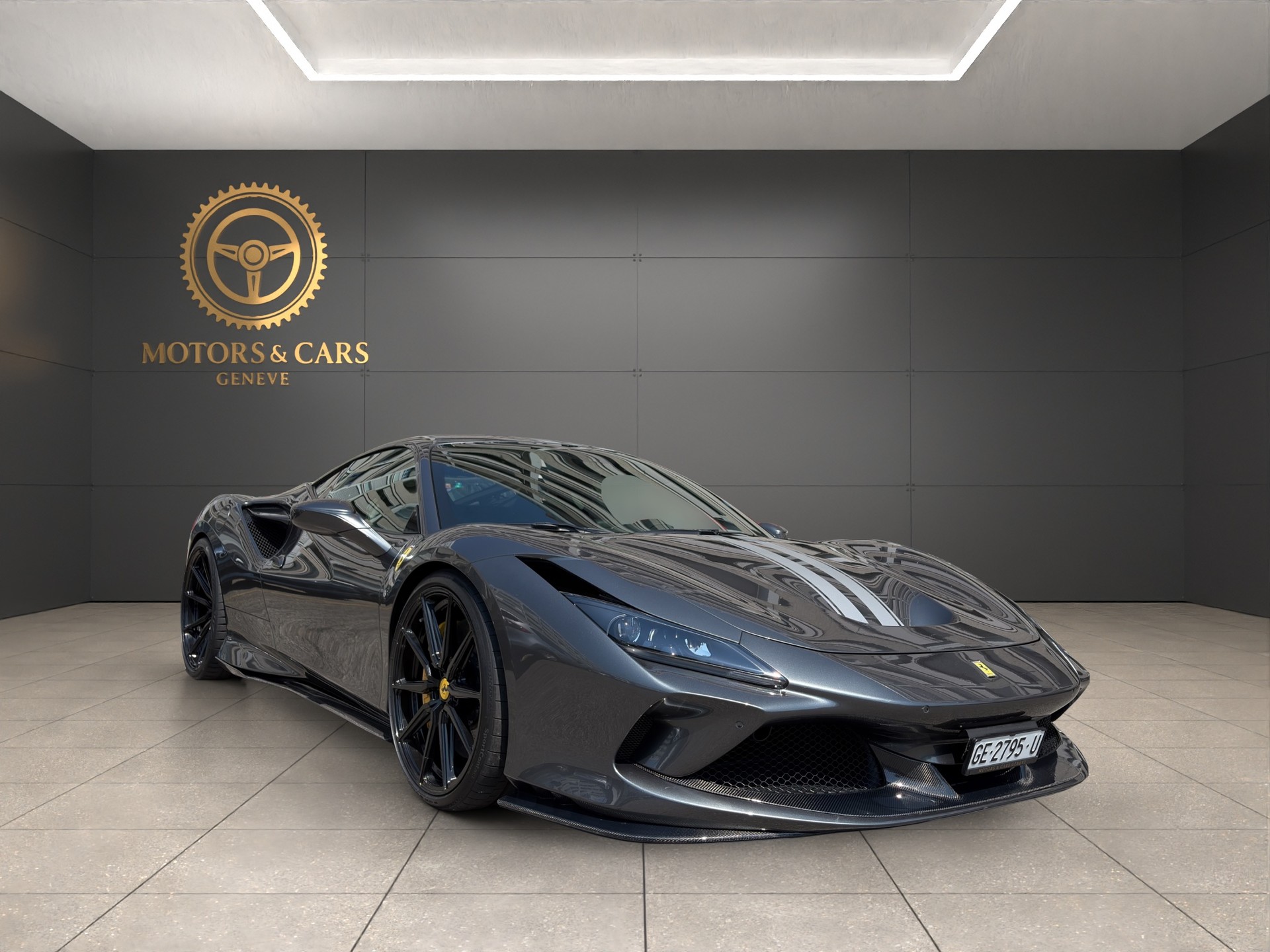 FERRARI F8 Tributo-showroom-element-1