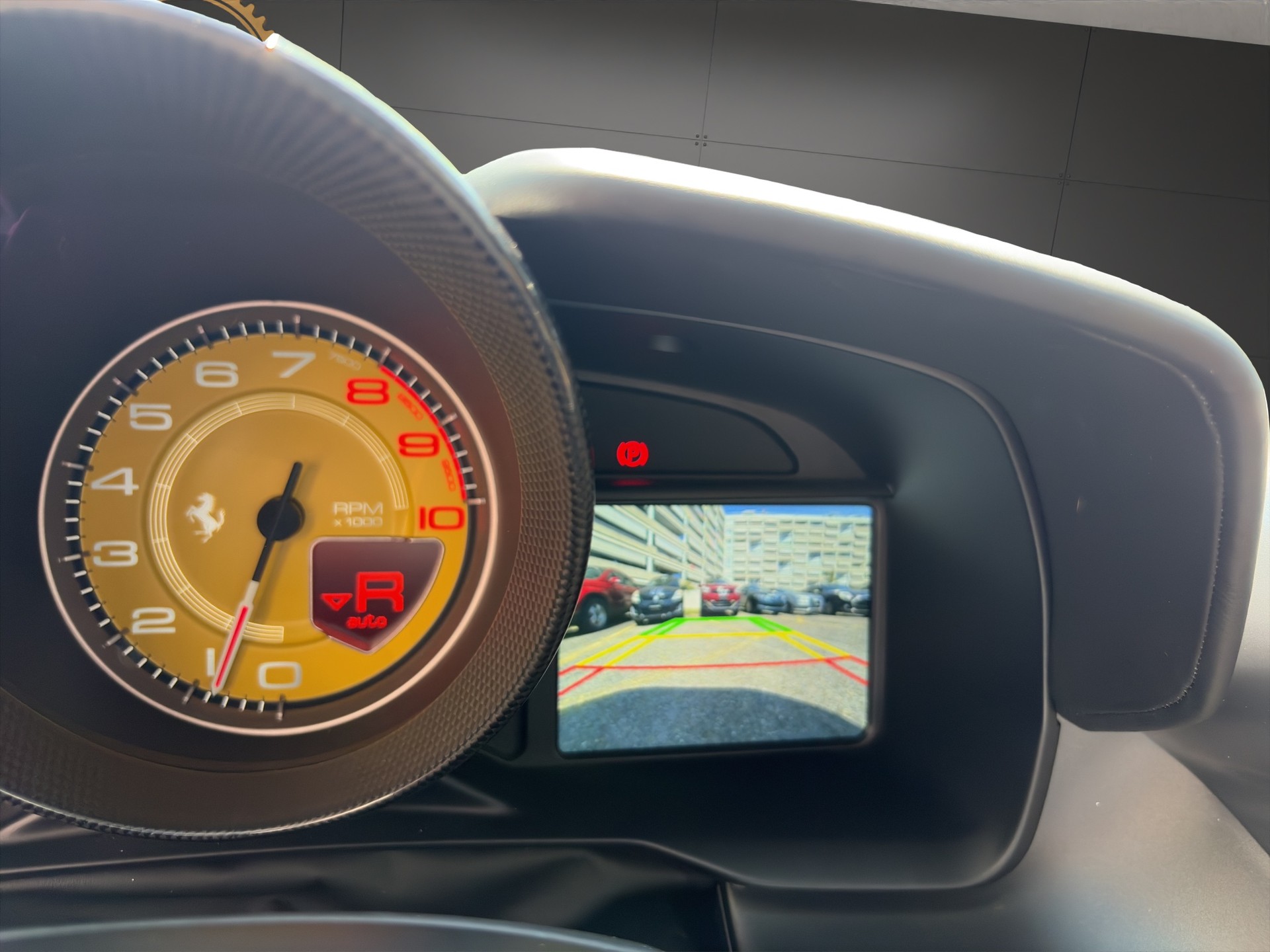 FERRARI F8 Tributo-image-22