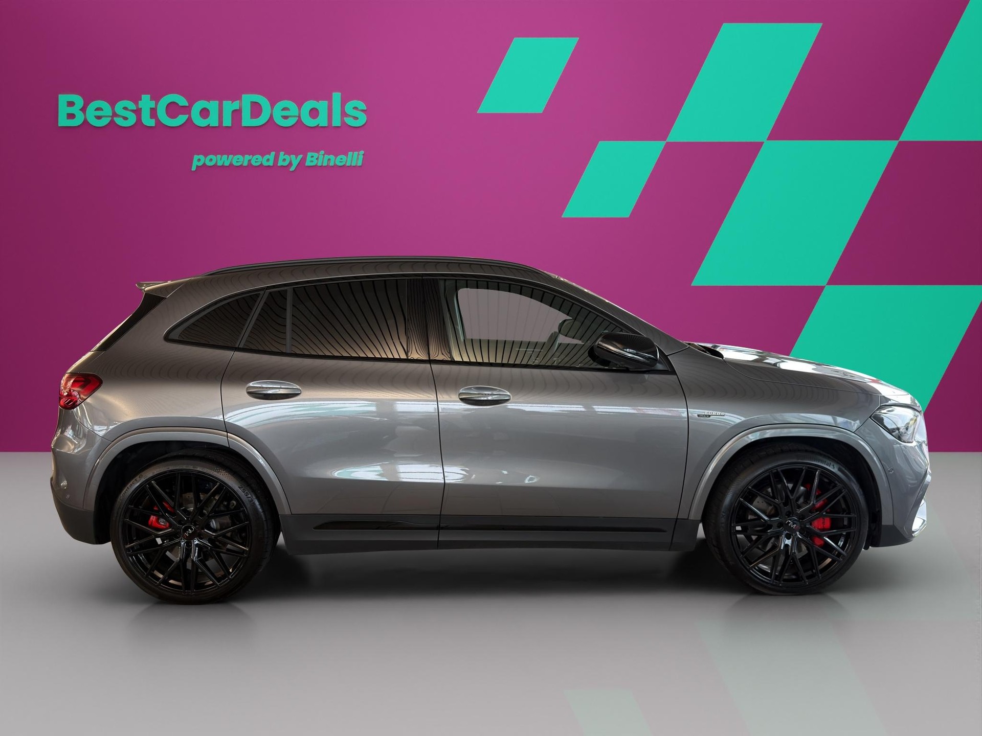 MERCEDES-BENZ GLA 35 AMG 4matic-showroom-element-1