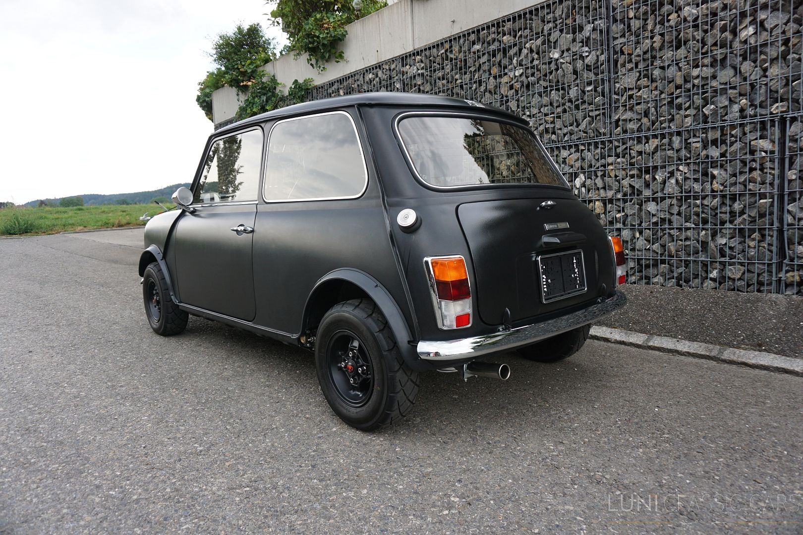 MINI 1180 Special-showroom-element-2