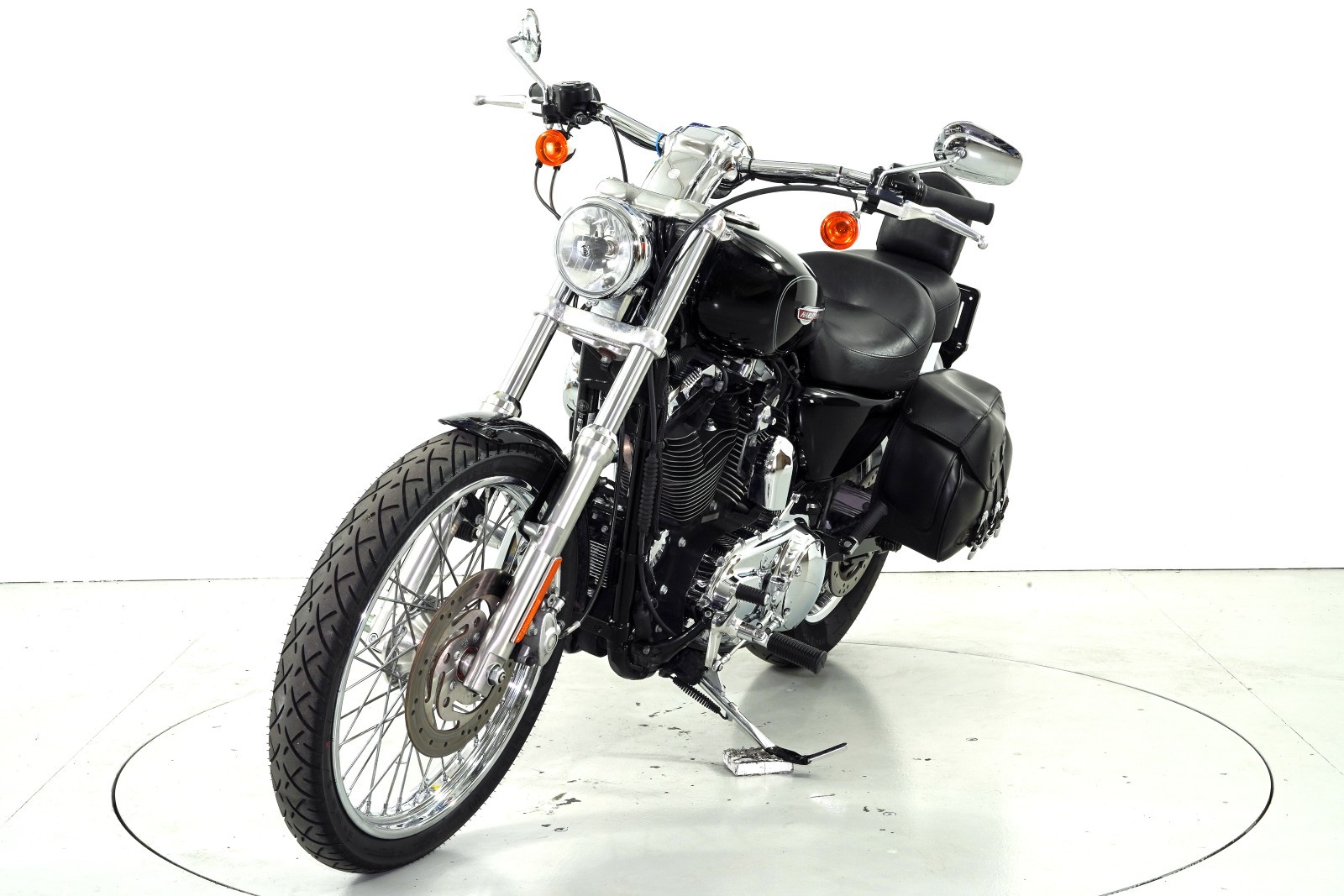 HARLEY-DAVIDSON XL 1200 C-image-2