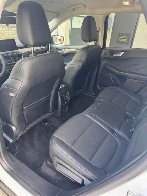 FORD Kuga 2.5 Plug-in Hybrid Titanium X-image-5