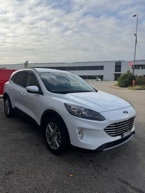 FORD Kuga 2.5 Plug-in Hybrid Titanium X-image-1