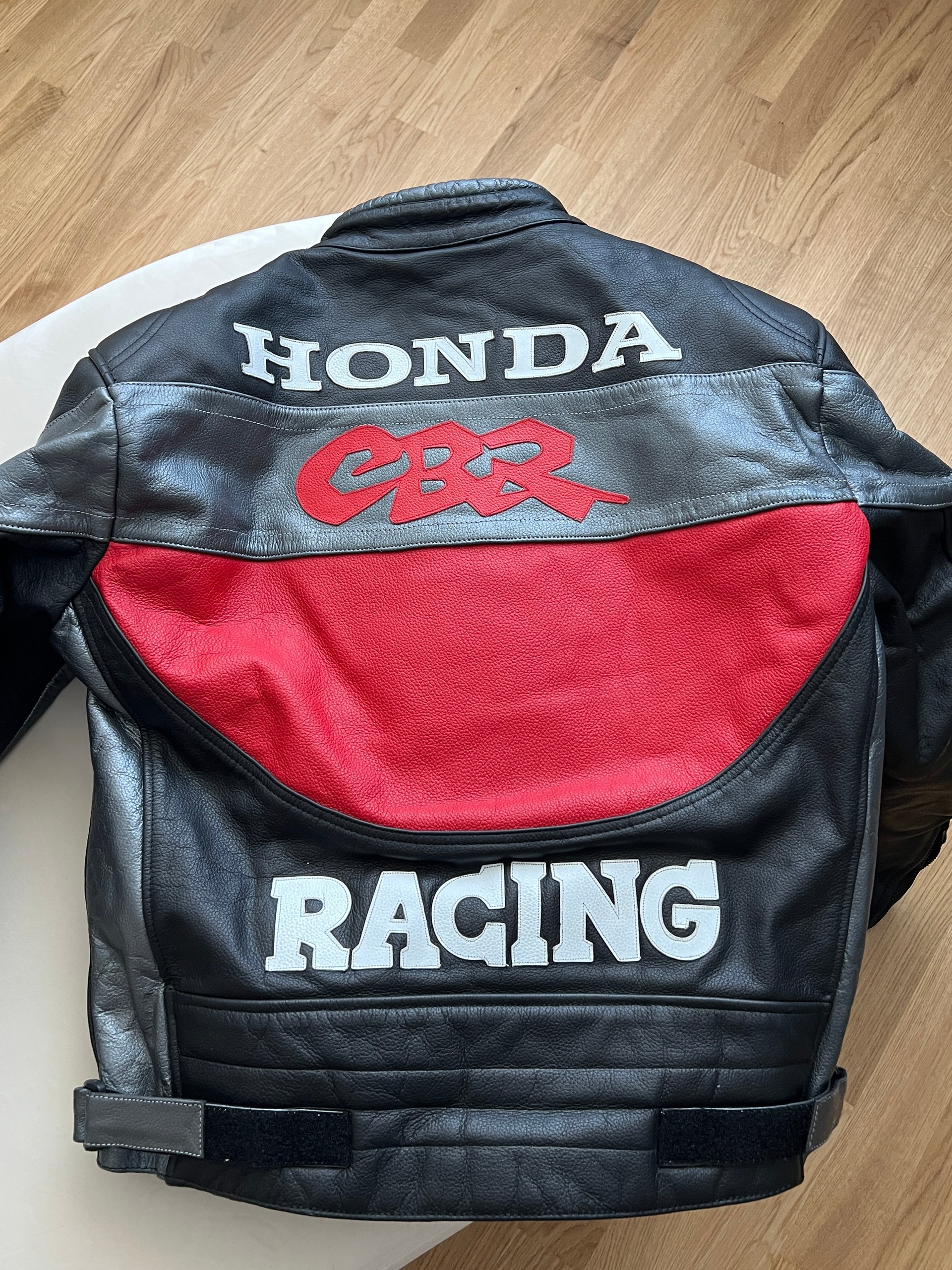 HONDA CBR 600 F1-image-10