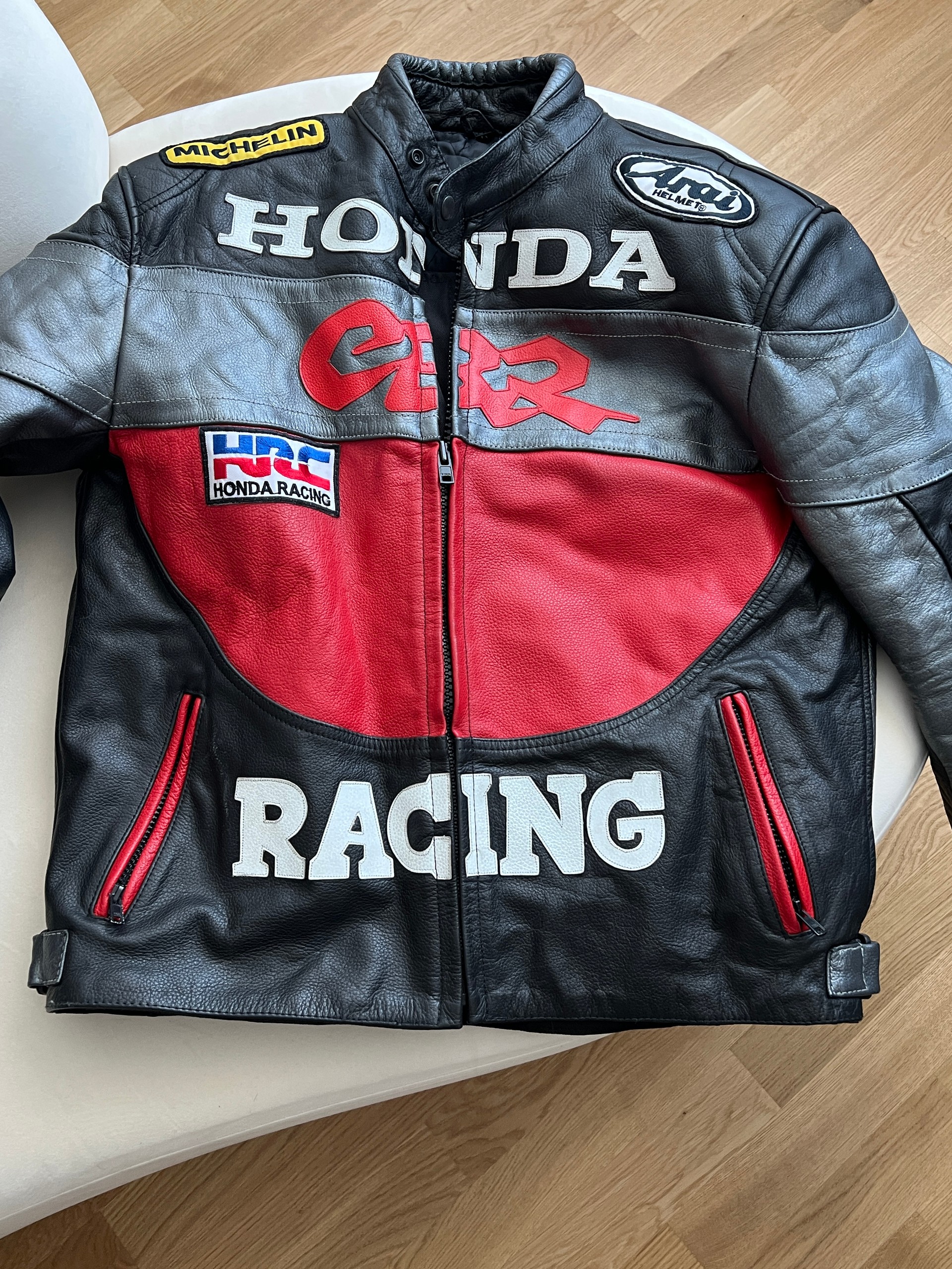 HONDA CBR 600 F1-image-9